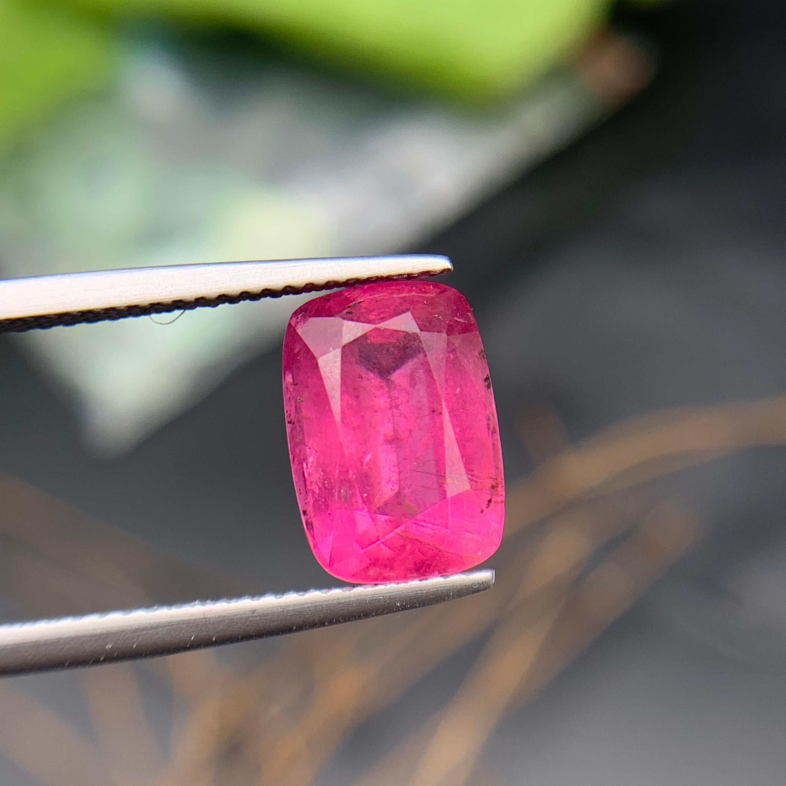 Contemporary Vivid Pink Natural Tourmaline Ring, Earrings Loose Gemstones 5.20 Ct Cushion Cut For Sale