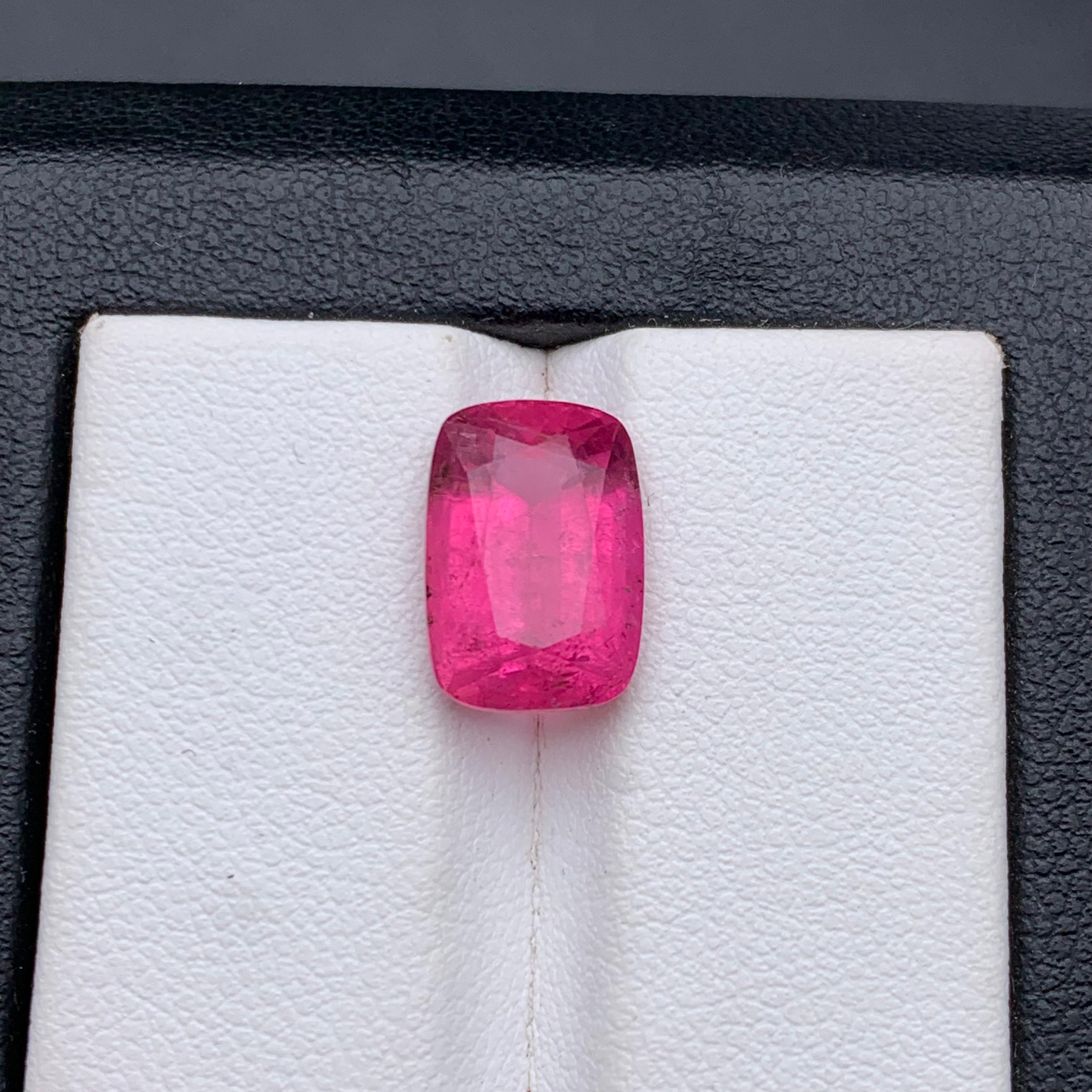 Women's or Men's Vivid Pink Natural Tourmaline Ring, Earrings Loose Gemstones 5.20 Ct Cushion Cut For Sale