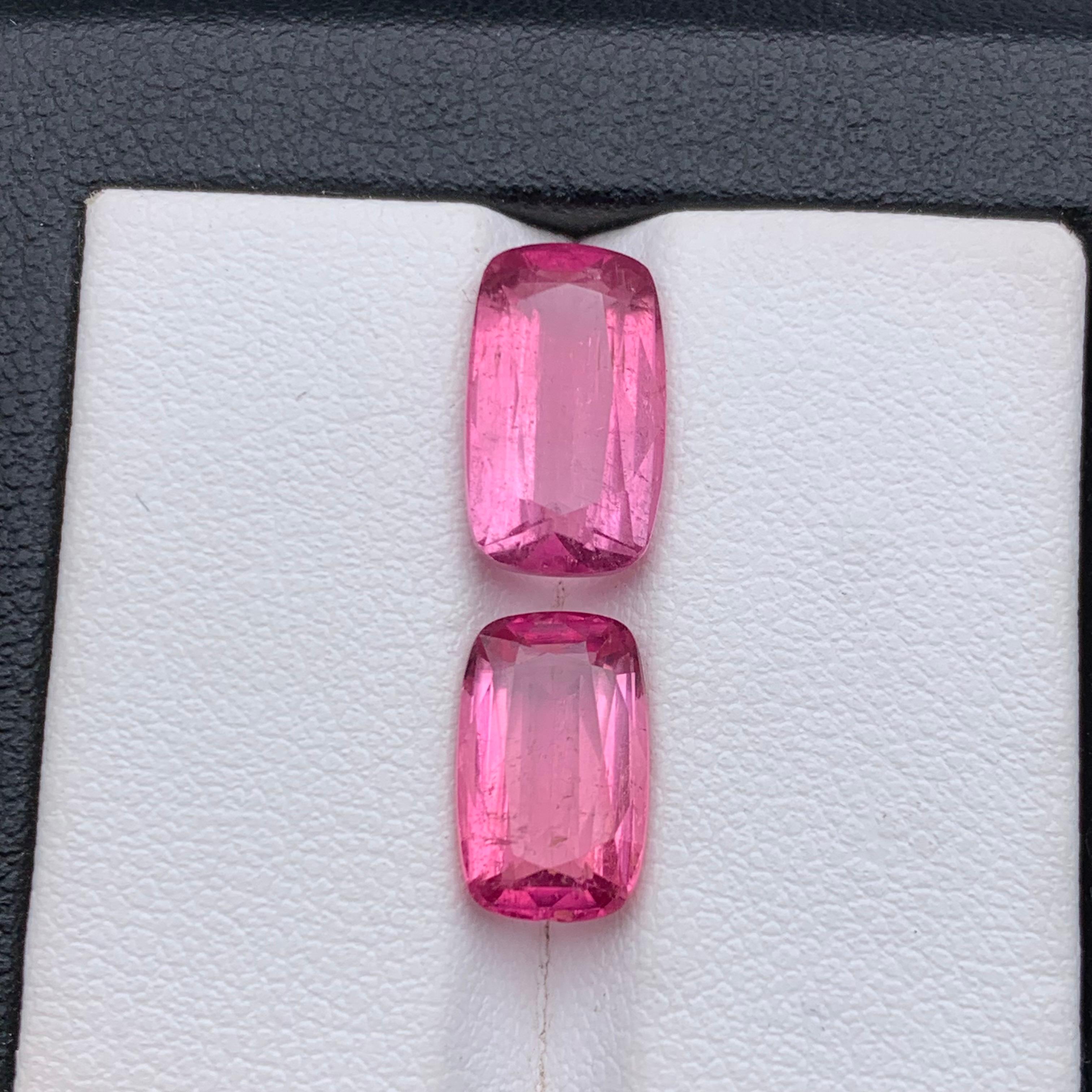 Vivid Pink Natural Tourmaline Ring, Earrings Loose Gemstones 6.45 Ct Cushion Cut For Sale 2
