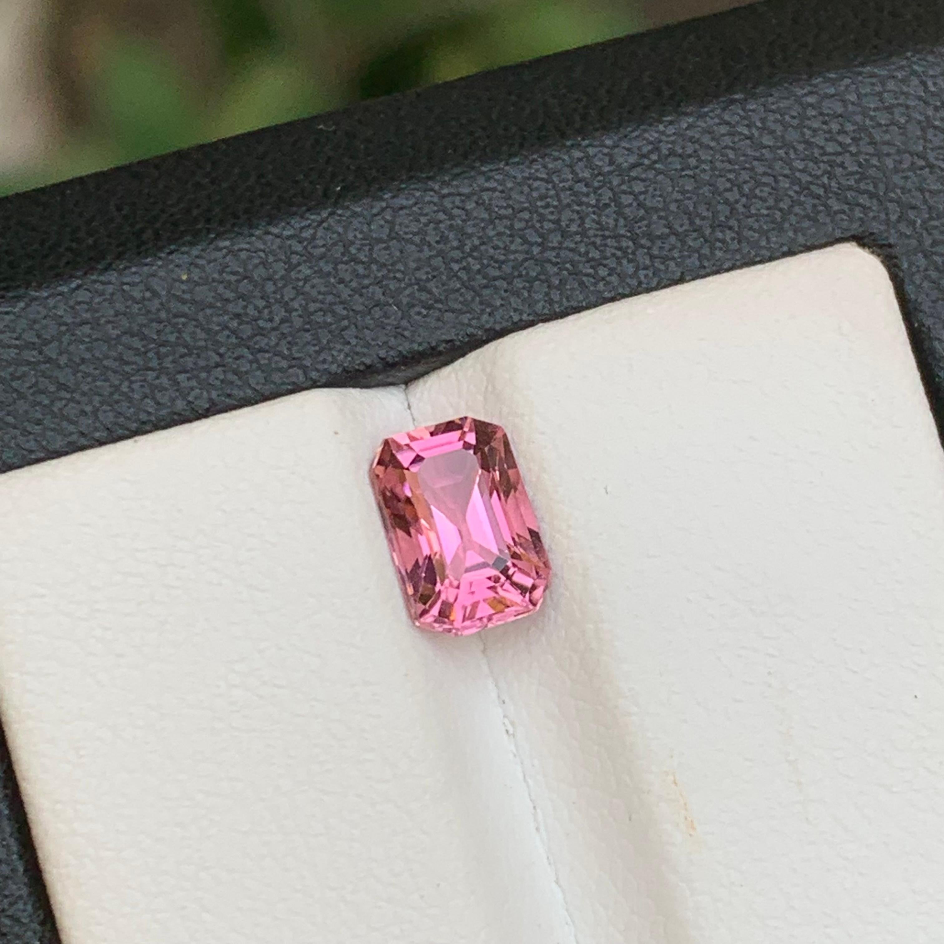 Contemporary Vivid Pink Natural Tourmaline Ring Loose Gemstone 1.50 Ct Emerald Cut-Jewelry For Sale