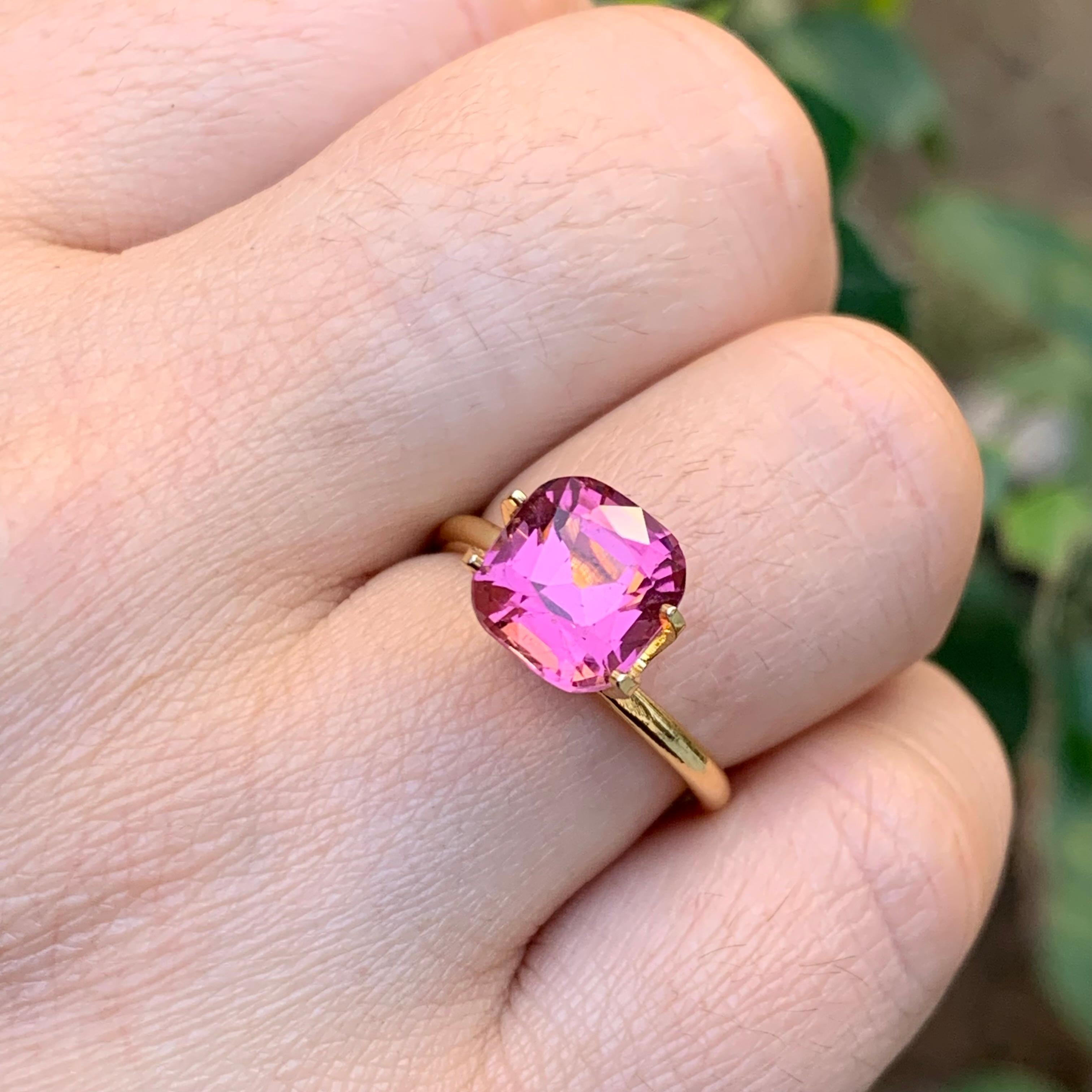 Vivid Pink Natural Turmalin Ring Lose Edelstein 2.80 Karat Quadrat Cushion Cut im Angebot 4