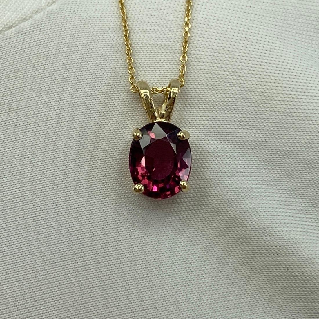 Vivid Pink Red 2.00 Carat Rhodolite Garnet Oval Cut Solitaire Pendant Necklace In New Condition For Sale In Birmingham, GB