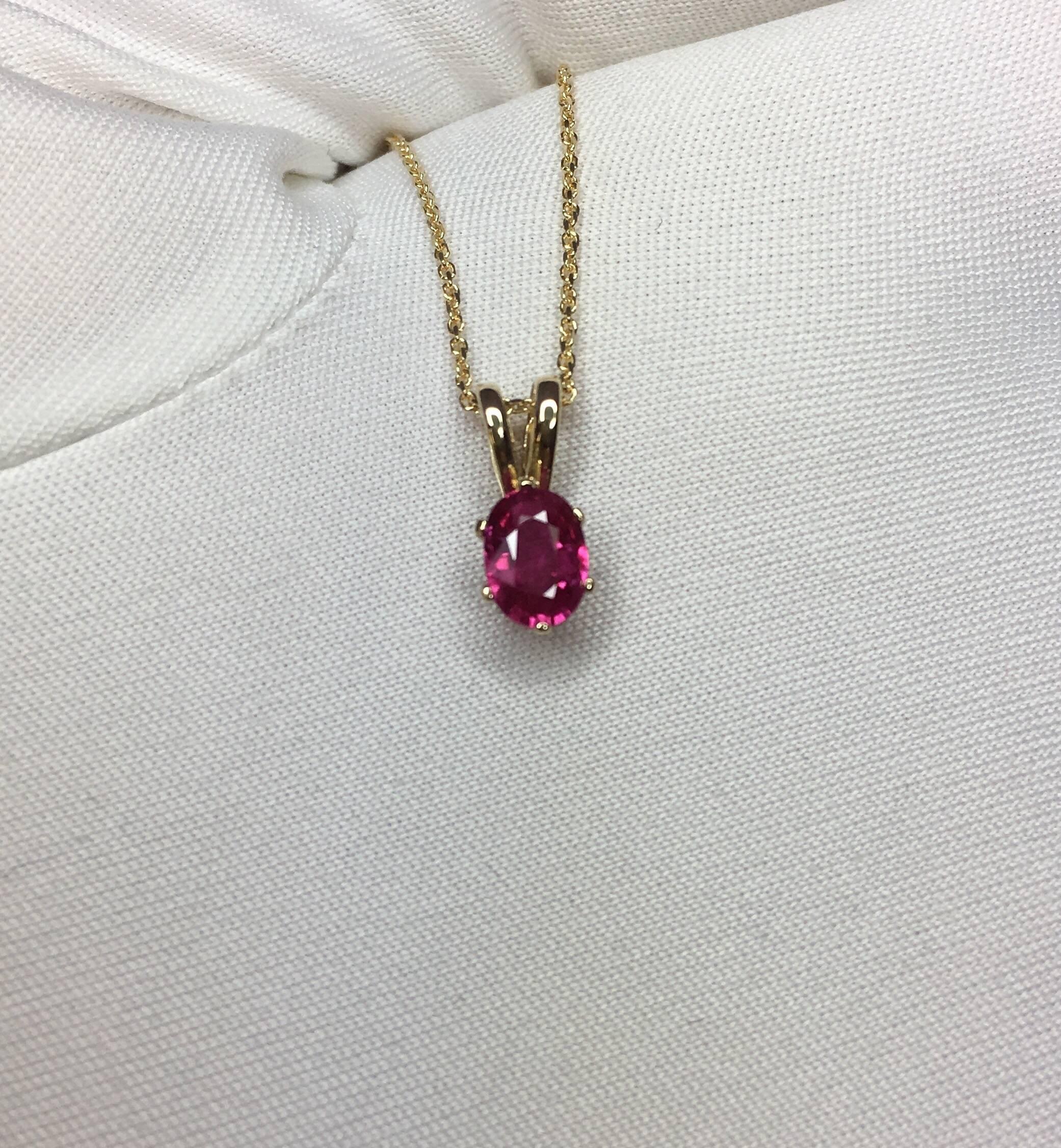 Vivid Pinkish Red 0.54 Carat Ruby Solitaire Oval Cut Yellow Gold Pendant 2