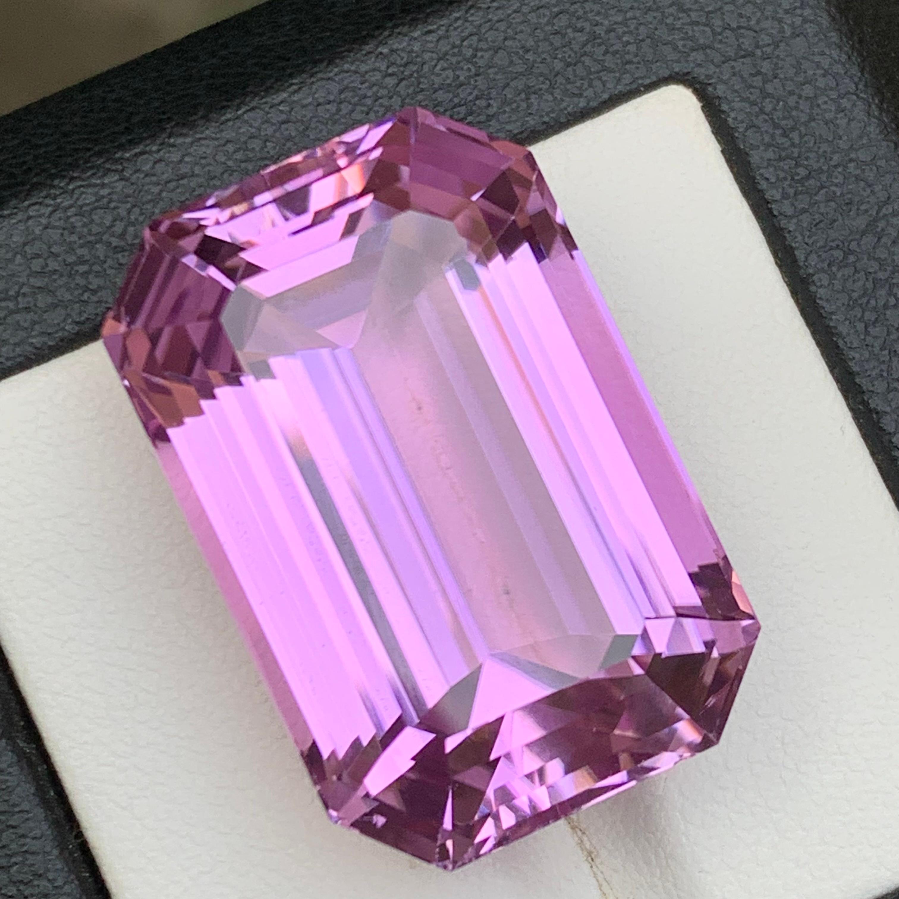 Vivid lila Kunzit 61 Ct natürlichen losen Edelstein selten große Sammlerstück im Angebot 6