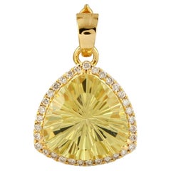 Vivid Quartz Pendant With Diamonds Made In 18k Yellow Gold
