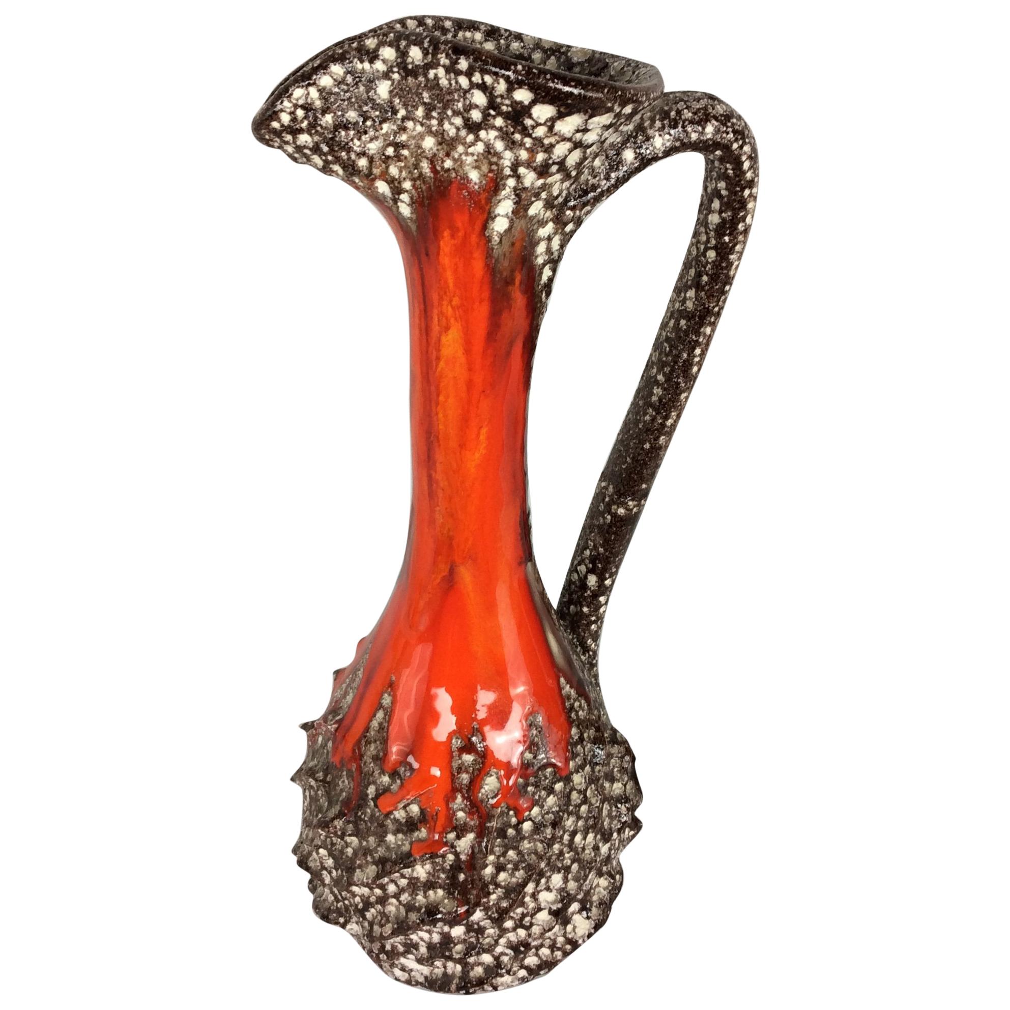 Charles Cart-Krug-Vase „Cyclope“ aus der Mitte des Jahrhunderts in Rot und Braun im Angebot