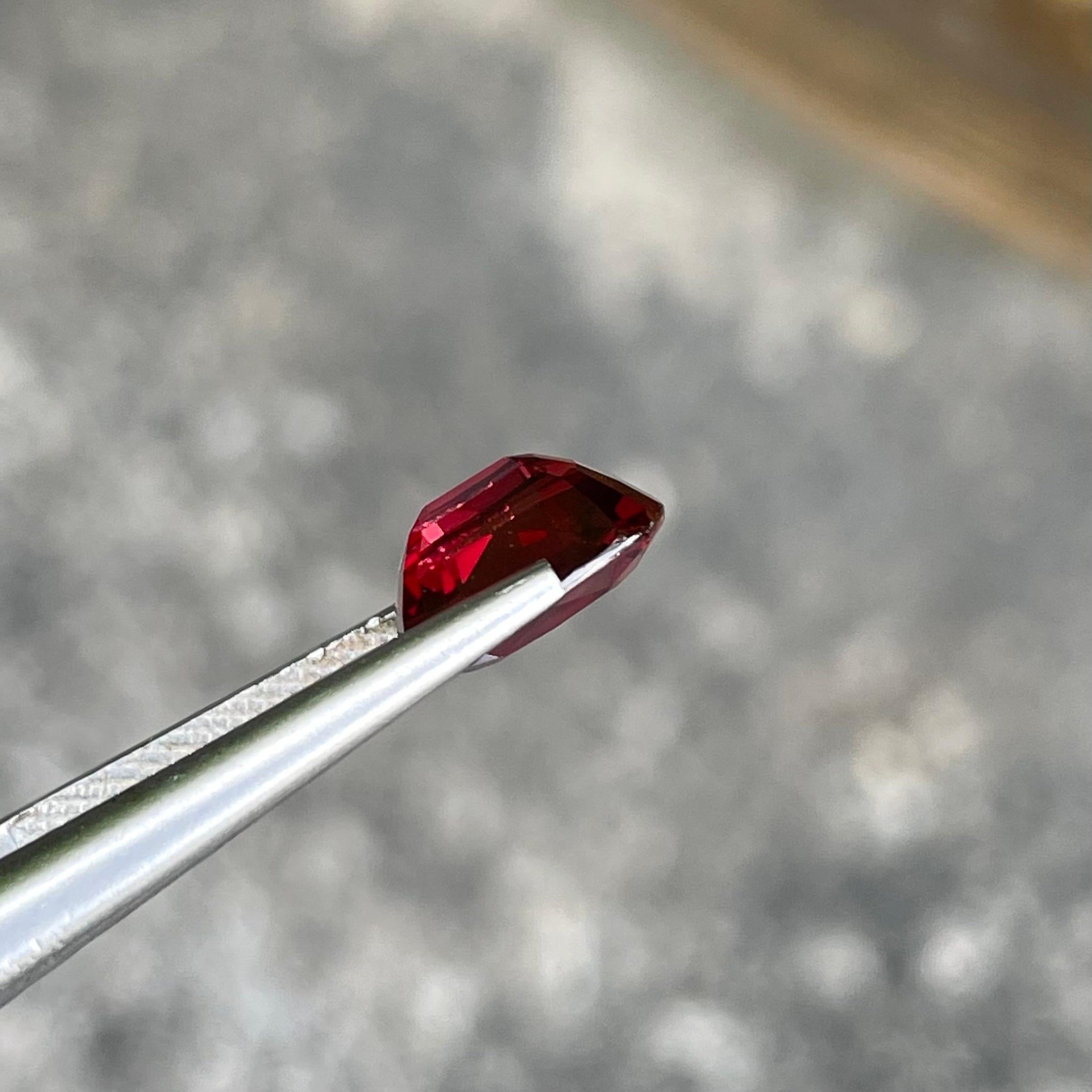 Modern Vivid Red Burmese Loose Spinel 2.70 carats Cushion Cut Natural Gemstone For Sale