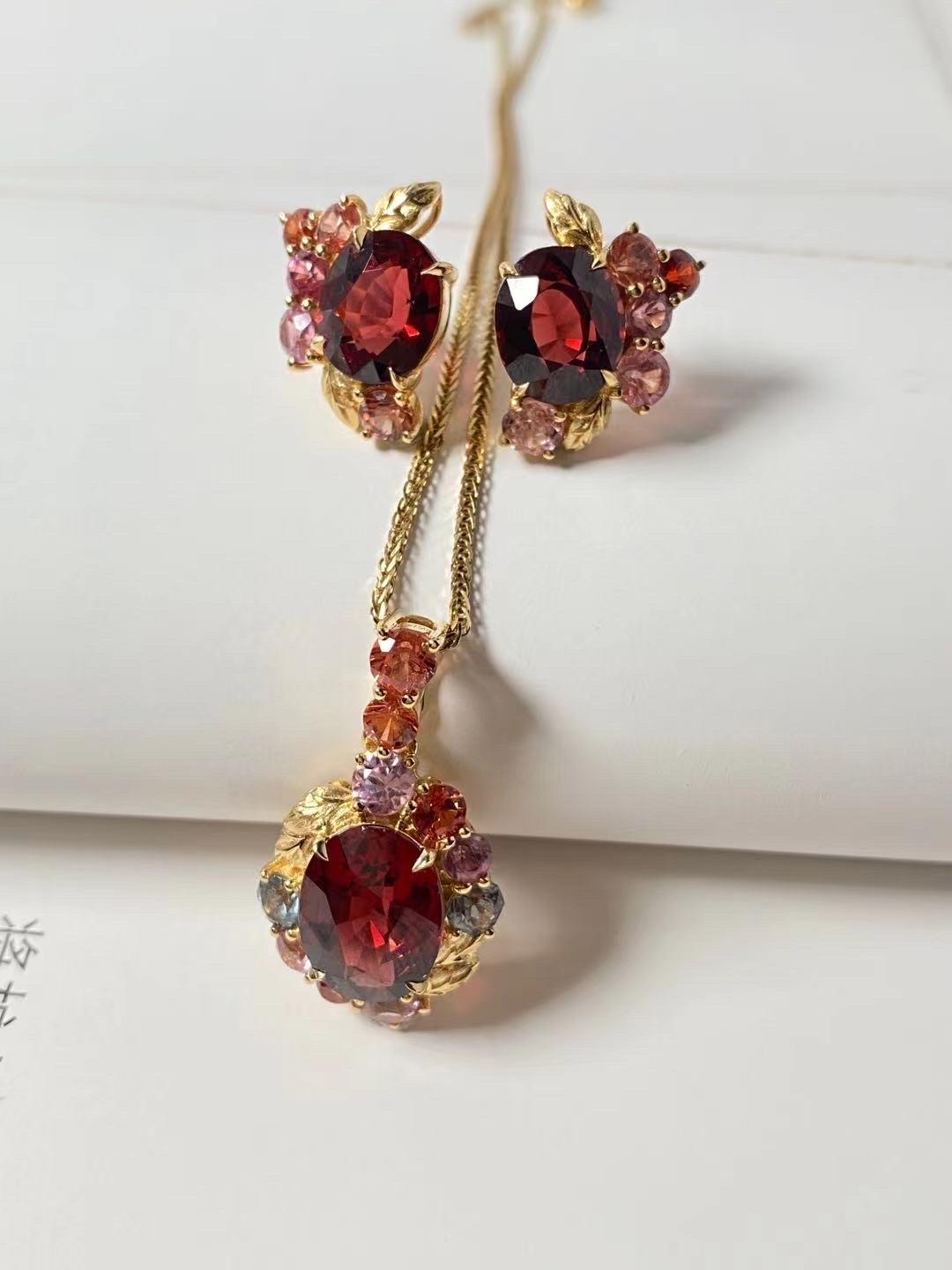 Vivid Red Garnet Earrings in 18K Gold with Natural Burma Spinels 5