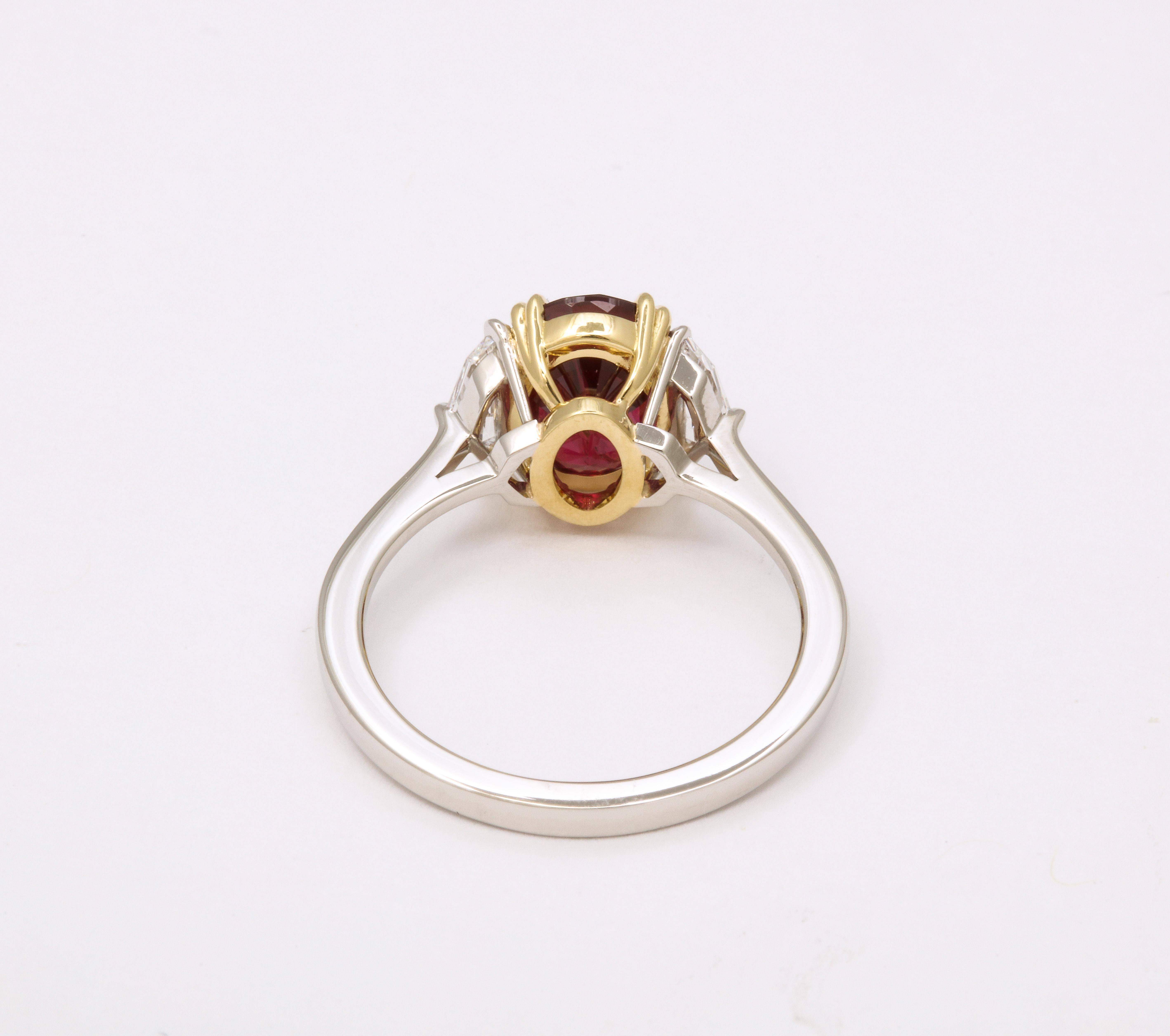 Women's Vivid Red Ruby and Diamond Ring For Sale