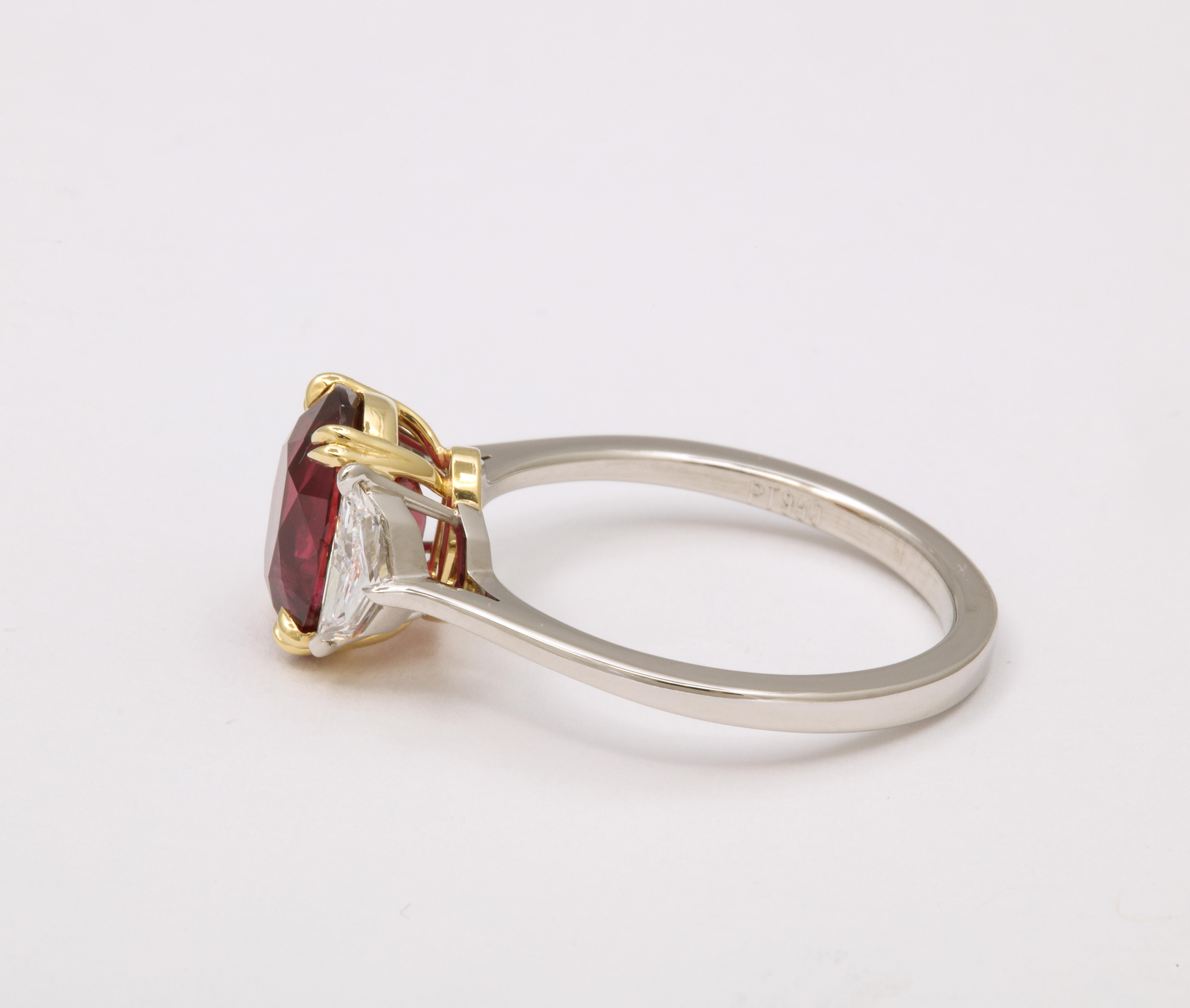 Vivid Red Ruby and Diamond Ring For Sale 1