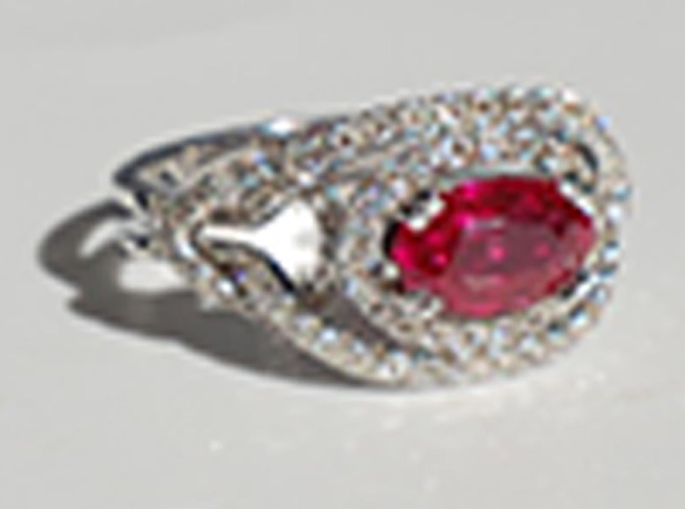 Women's or Men's Vivid Red Ruby Diamond Solitaire Ring 2.08 Carat