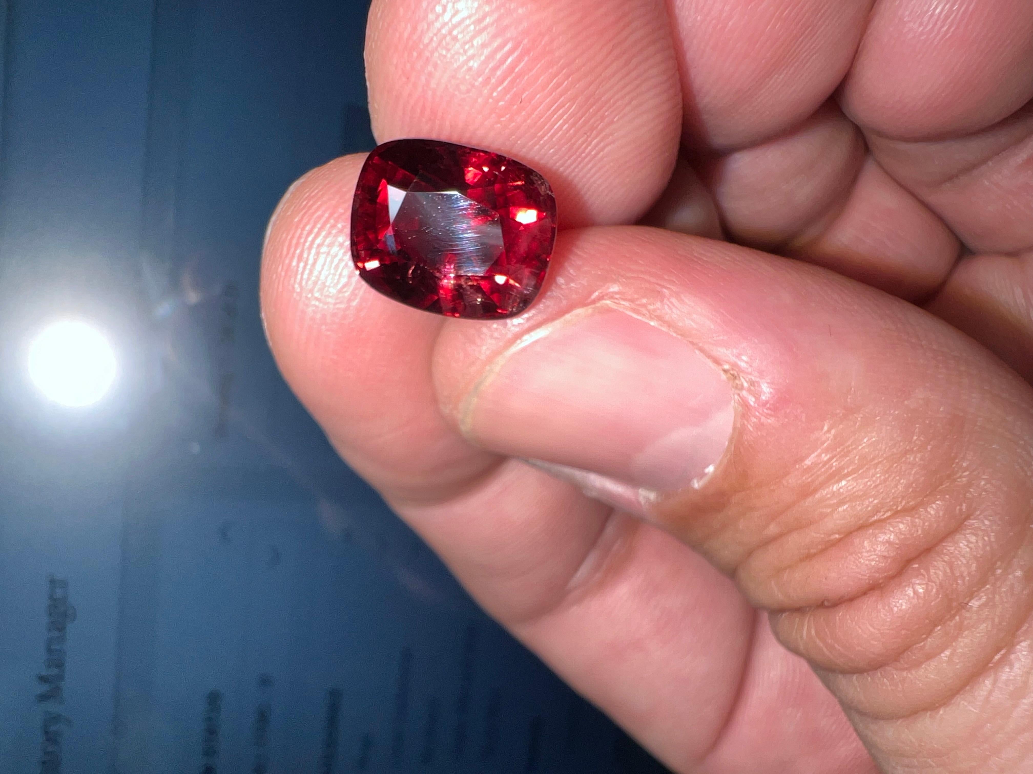 Vivid Red Spinel ( 6.85 carat ) Wholesale Offer For Sale 2