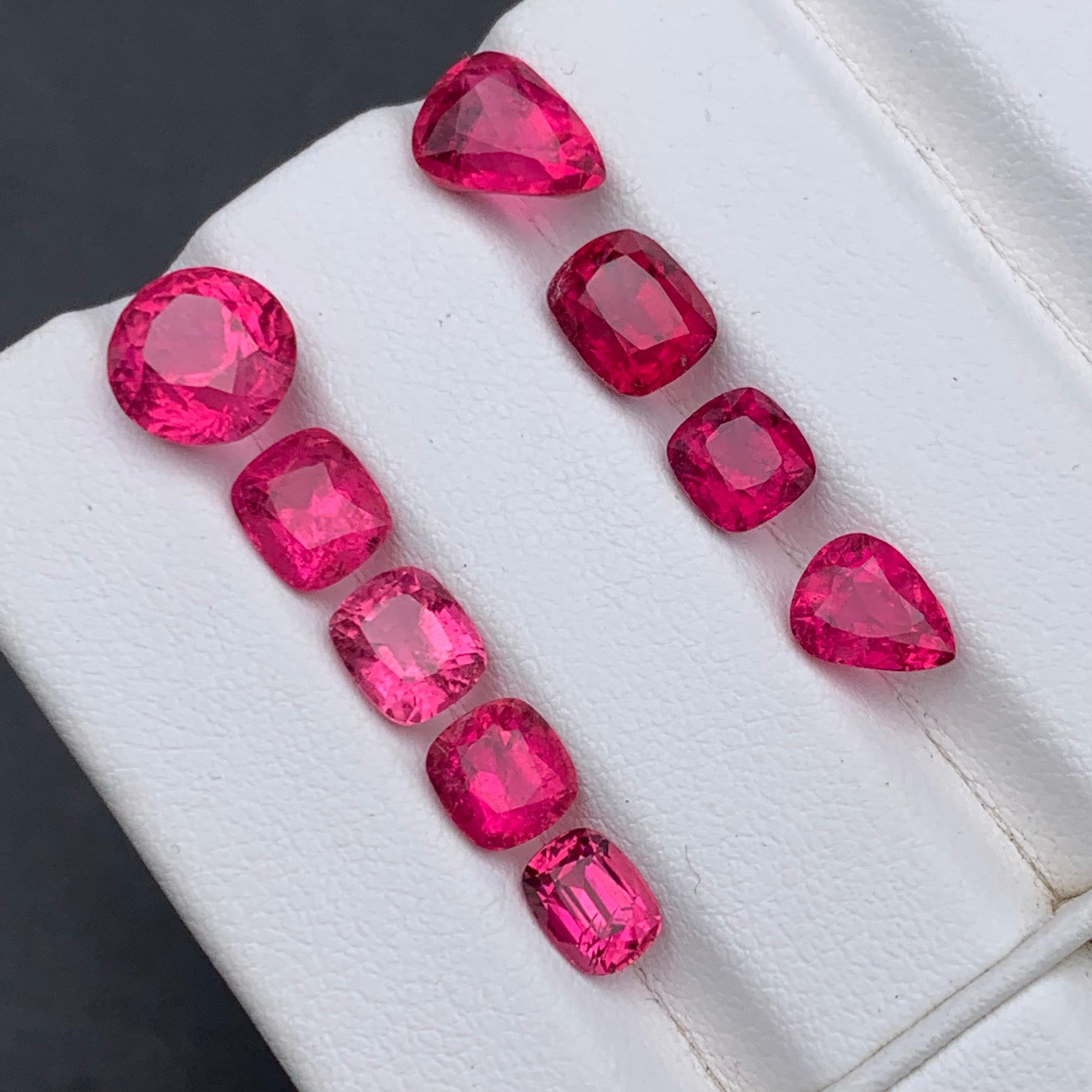 Vivid Reddish Pink Natural Rubellite Tourmaline Loose Gemstones Lot, 11.15 Carat In New Condition For Sale In Peshawar, PK