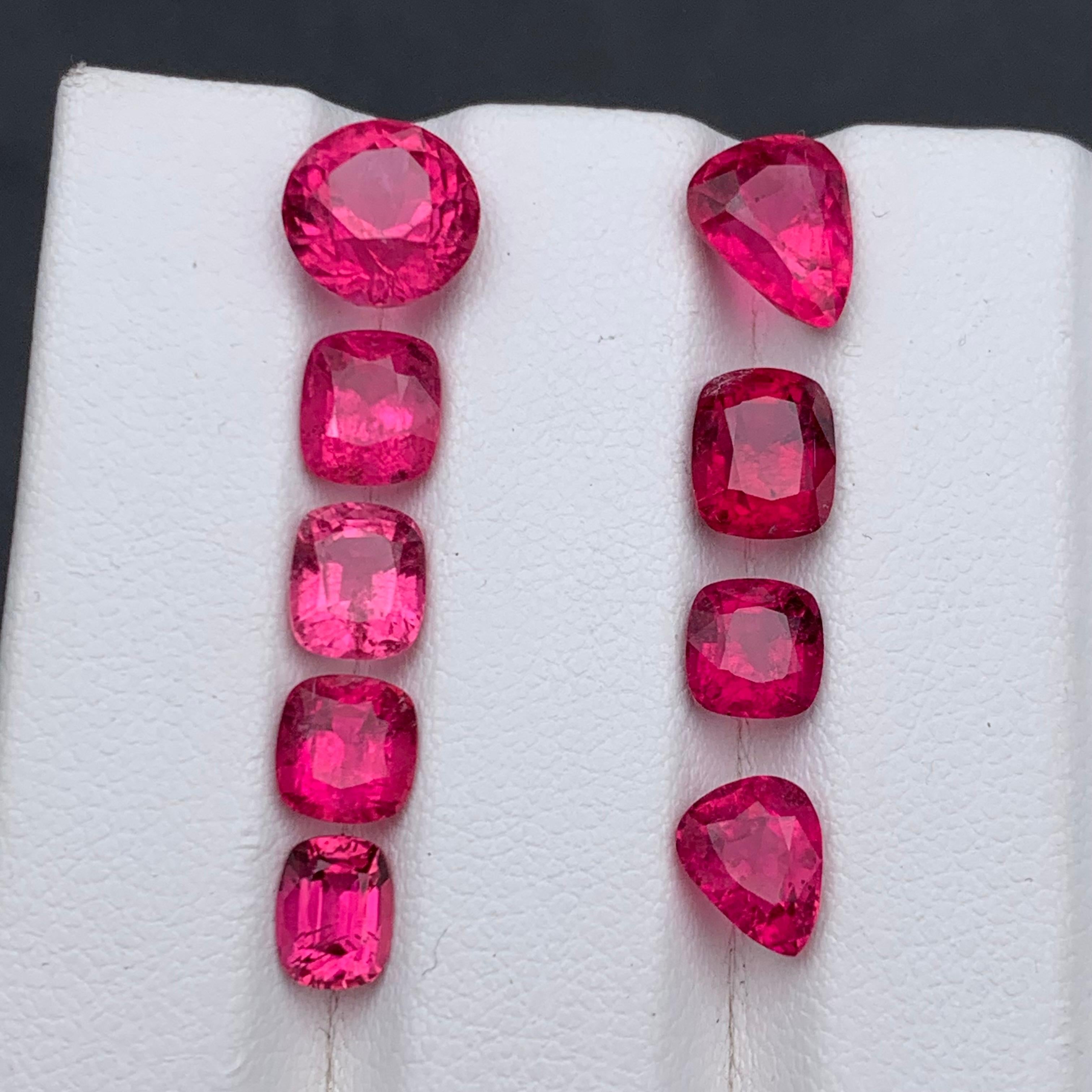 Women's or Men's Vivid Reddish Pink Natural Rubellite Tourmaline Loose Gemstones Lot, 11.15 Carat For Sale