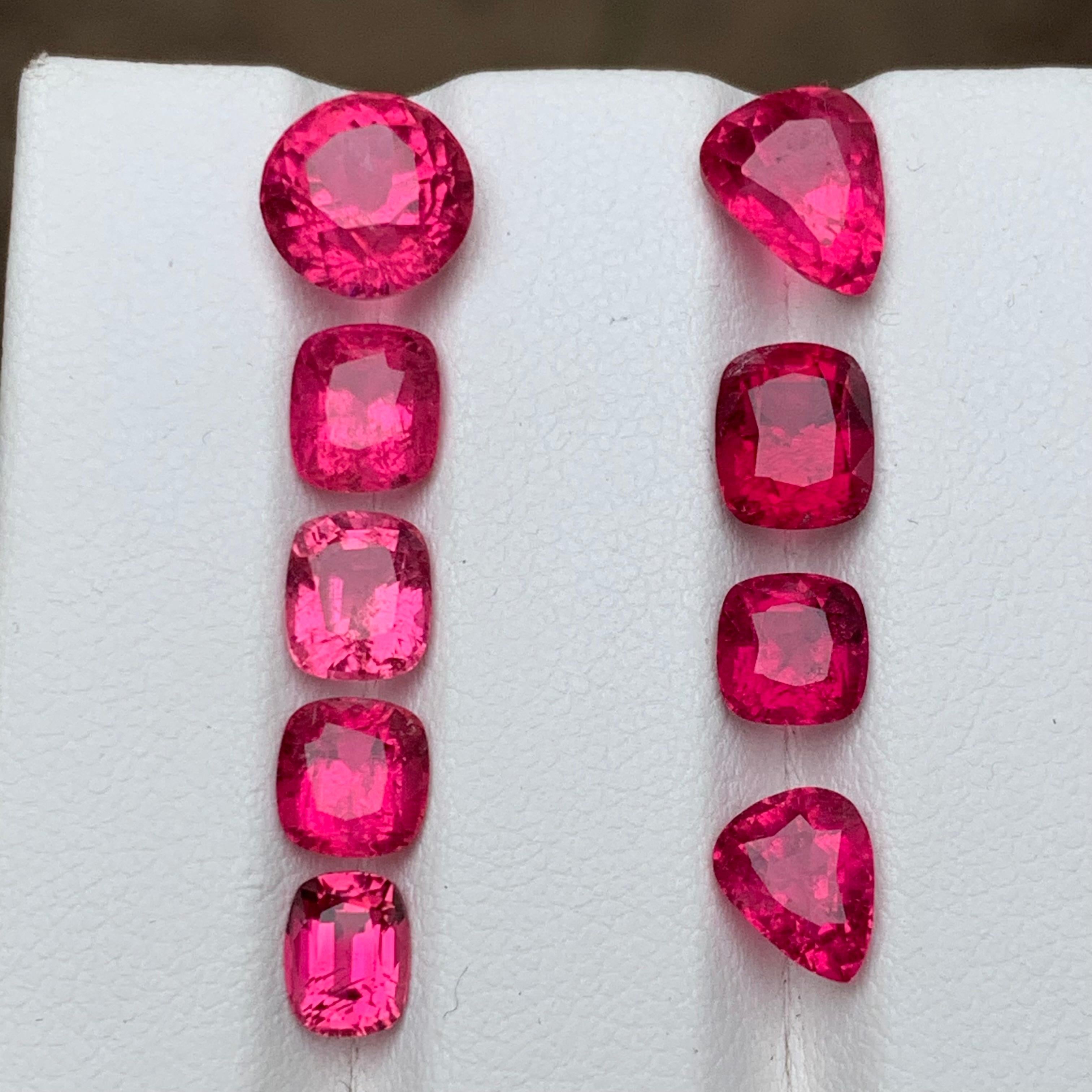 Vivid Reddish Pink Natural Rubellite Tourmaline Loose Gemstones Lot, 11.15 Carat For Sale 1