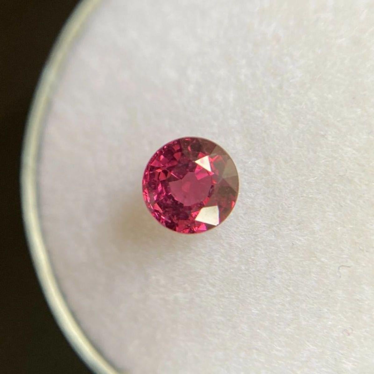 Vivid Rhodolite Garnet Red Pink Purple 0.35ct Round Diamond Cut Calibrated In New Condition In Birmingham, GB