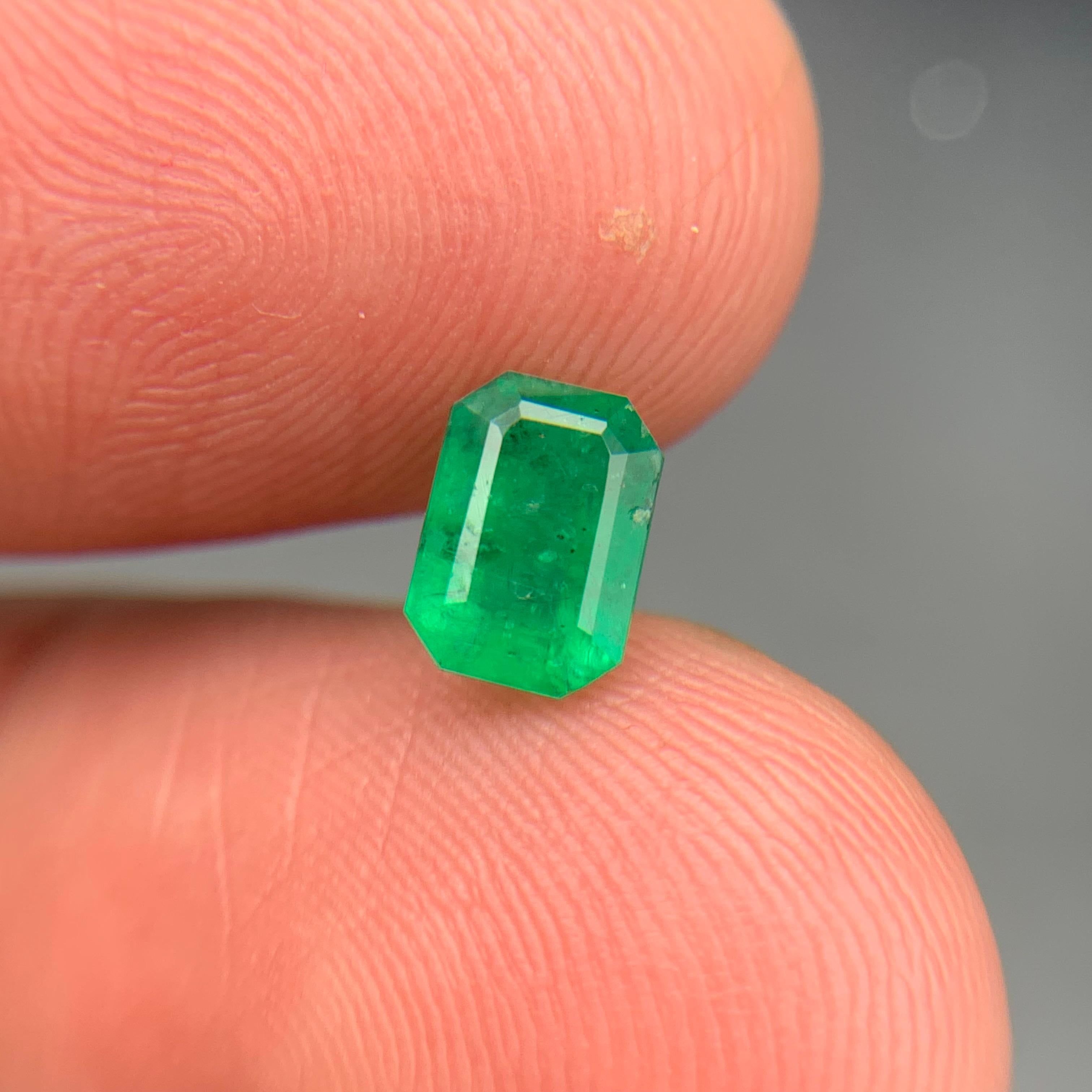 Vivid Rich Green Natural Emerald Ring Loose Gemstone 1.15 Ct Emerald Cut-Jewelry For Sale 6