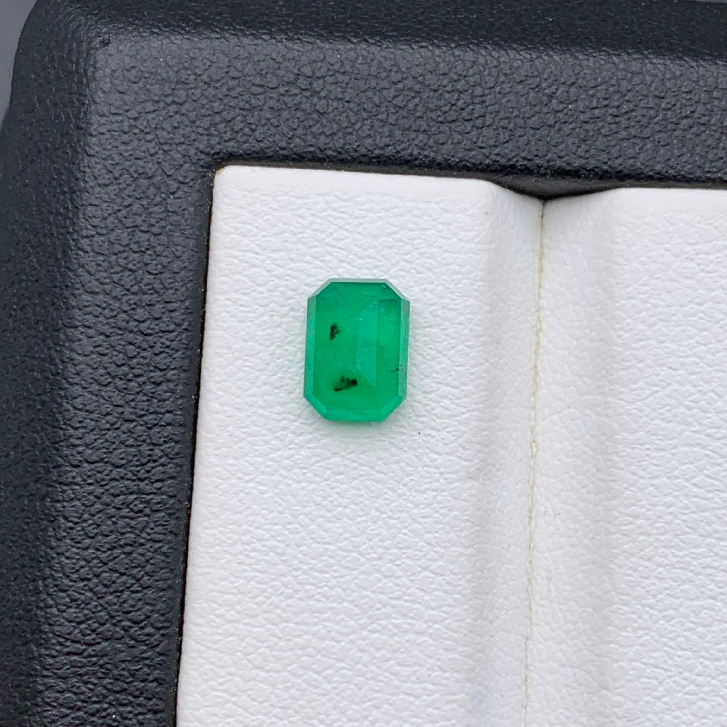 Vivid Rich Green Natural Emerald Ring Loose Gemstone 1.15 Ct Emerald Cut-Jewelry For Sale 1