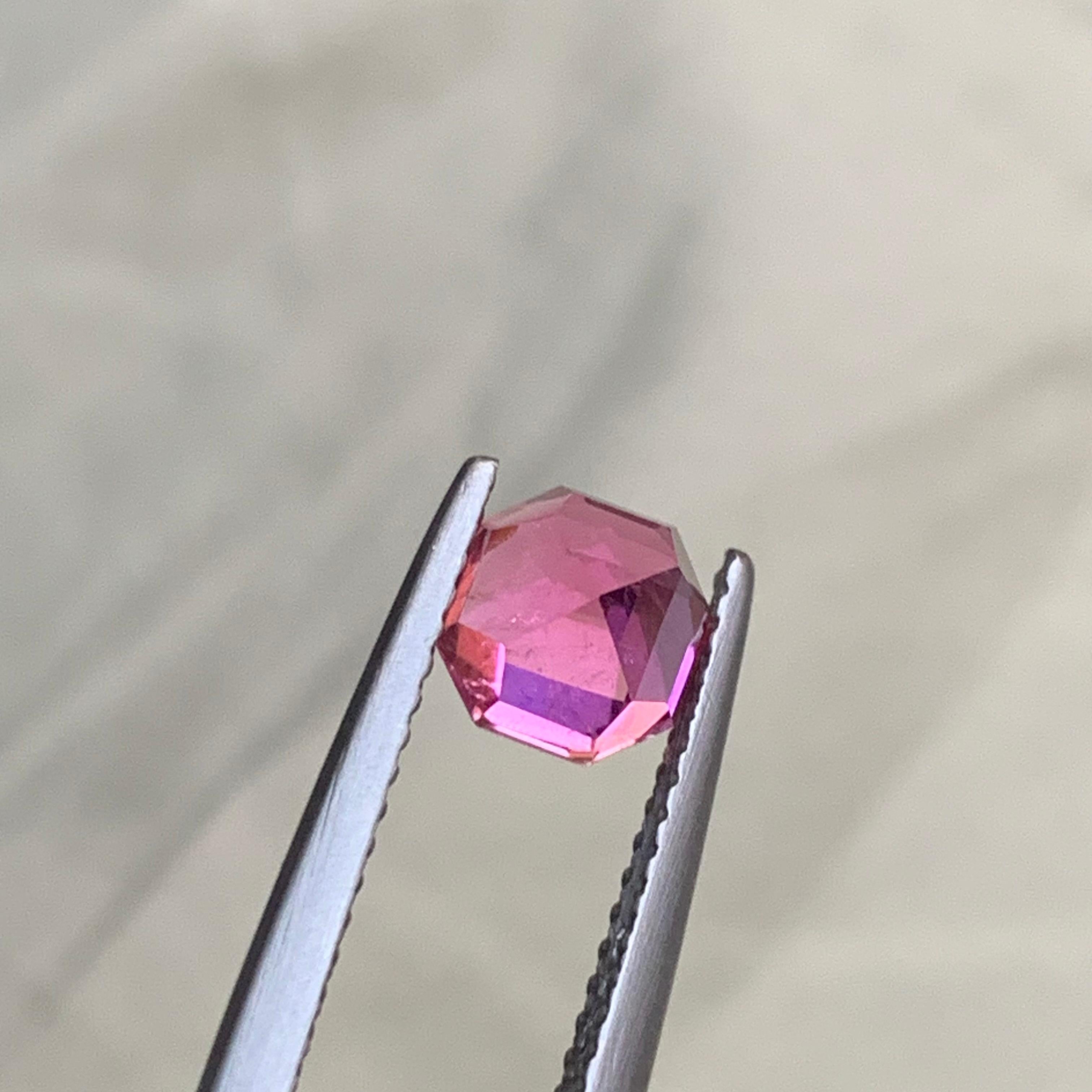 Vivid Rose Pink Natural Tourmaline Ring Gemstone 1.20Ct Octagon Cut for Jewelry For Sale 5