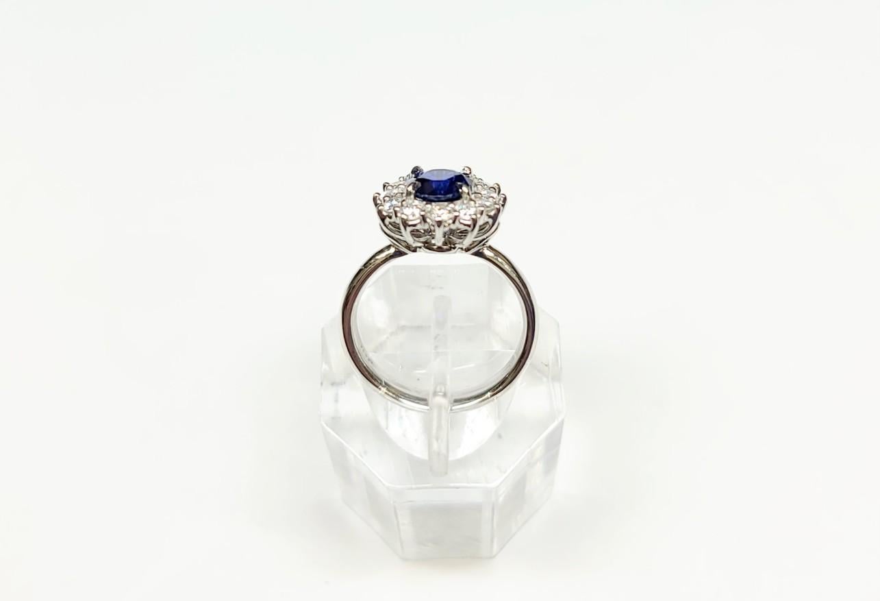 Vivido Zaffiro Blu Reale Burma Mogok Senza Calore Perfettamente Pulito in  Anello con diamante in vendita 7