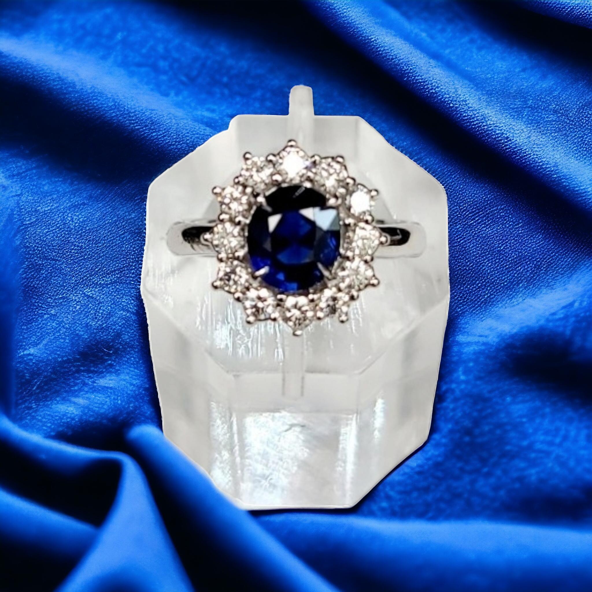 Vivido Zaffiro Blu Reale Burma Mogok Senza Calore Perfettamente Pulito in  Anello con diamante In condizioni Nuovo in vendita a Warren, NJ