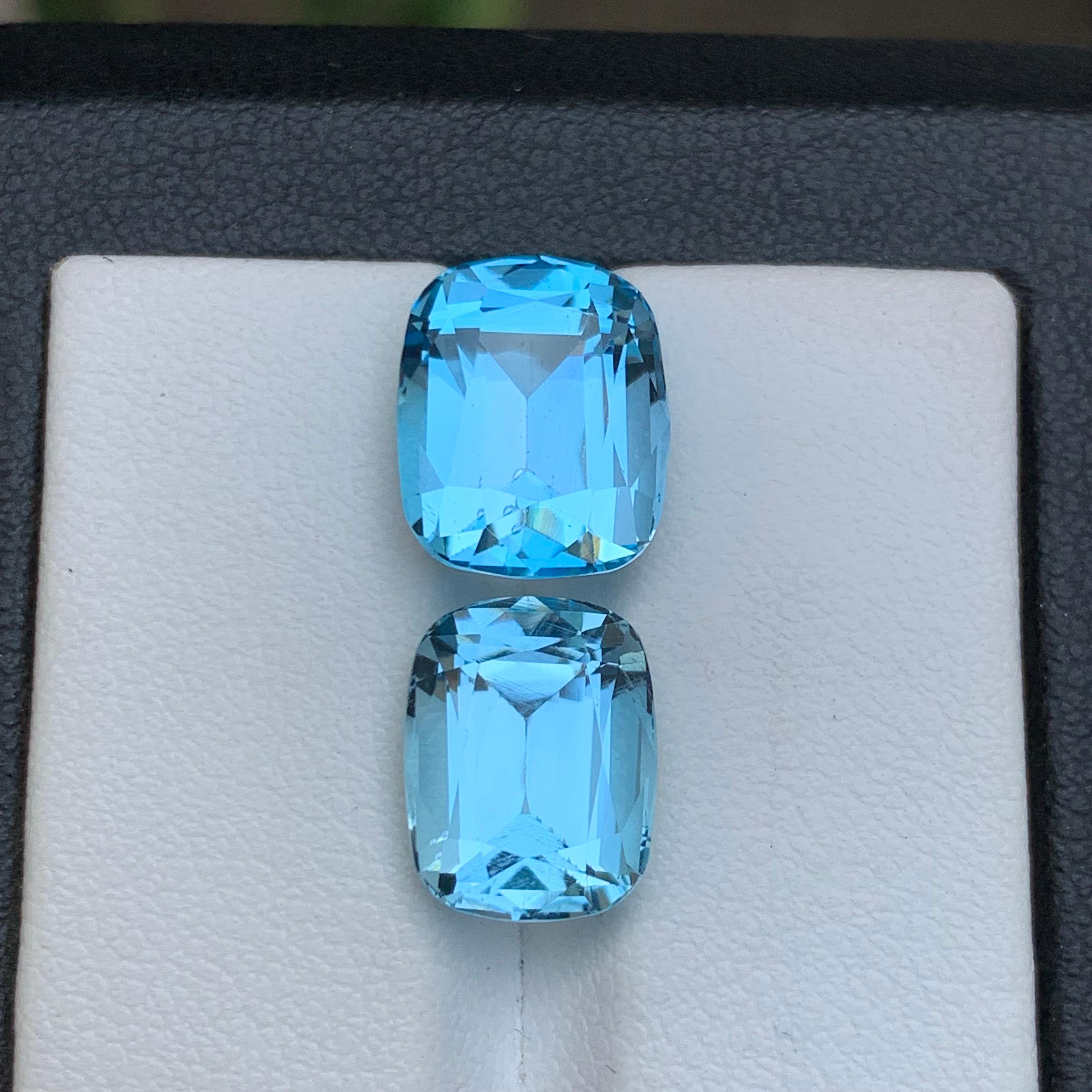 Vivid Sky Blue Natural Swiss Blue Topaz Gemstones 13.80 Ct Cushion Cut-Jewelry For Sale 7