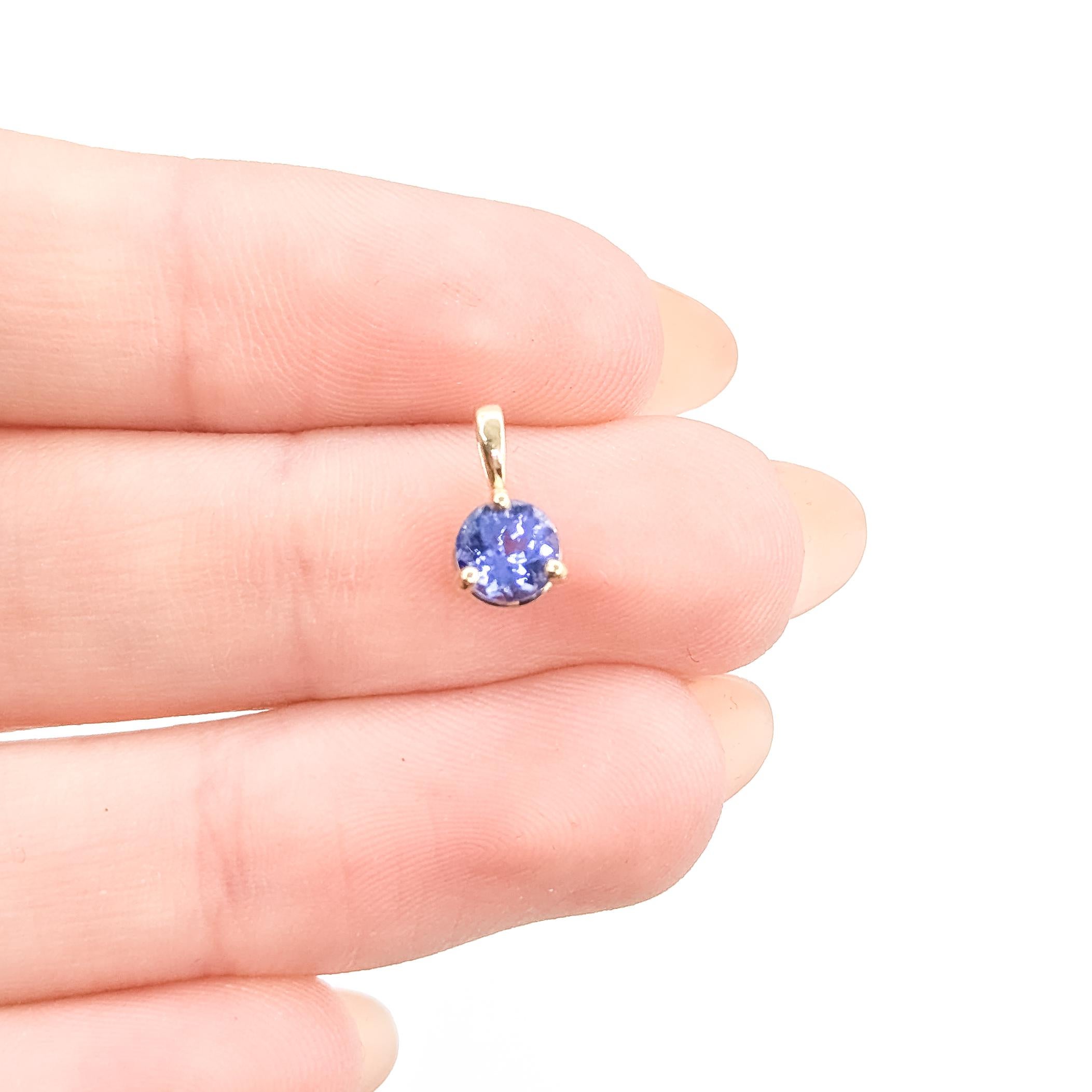 Taille ronde Pendentif Tanzanite en or jaune 14k en vente