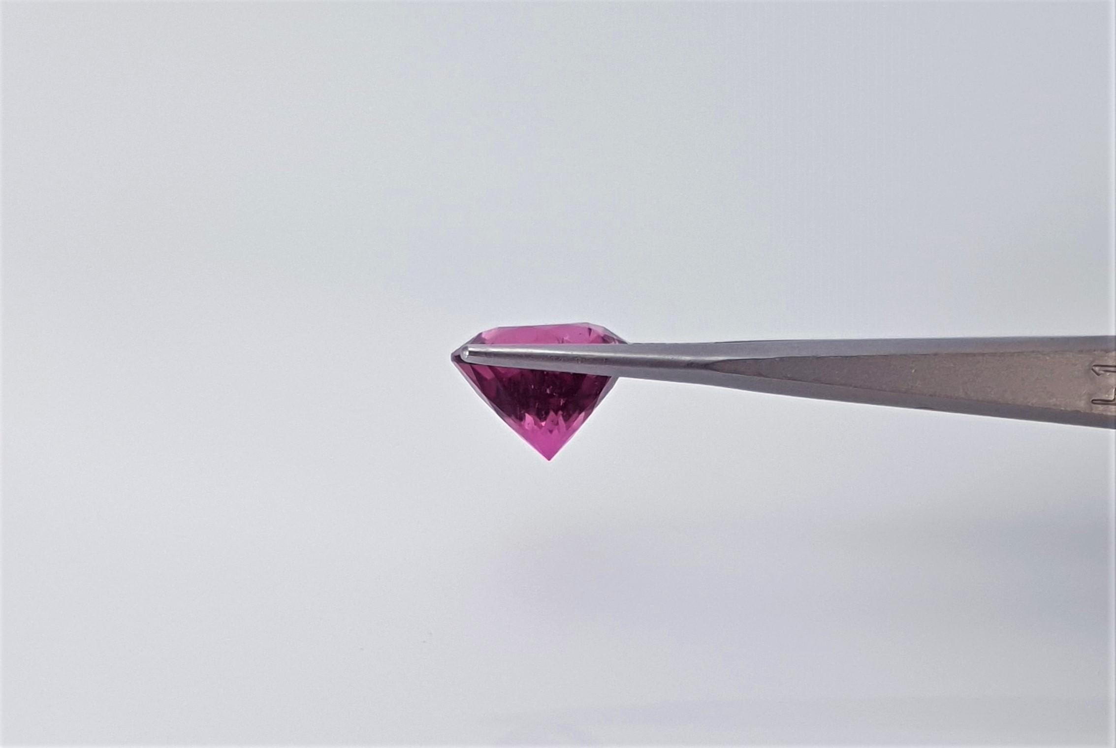Vivid Violet Pink Rubelite, Faceted Gem, 8, 57 Ct., Loose Gemstone, Round For Sale 3
