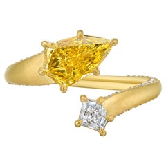 Vivid Yellow Diamond Spiral Ring