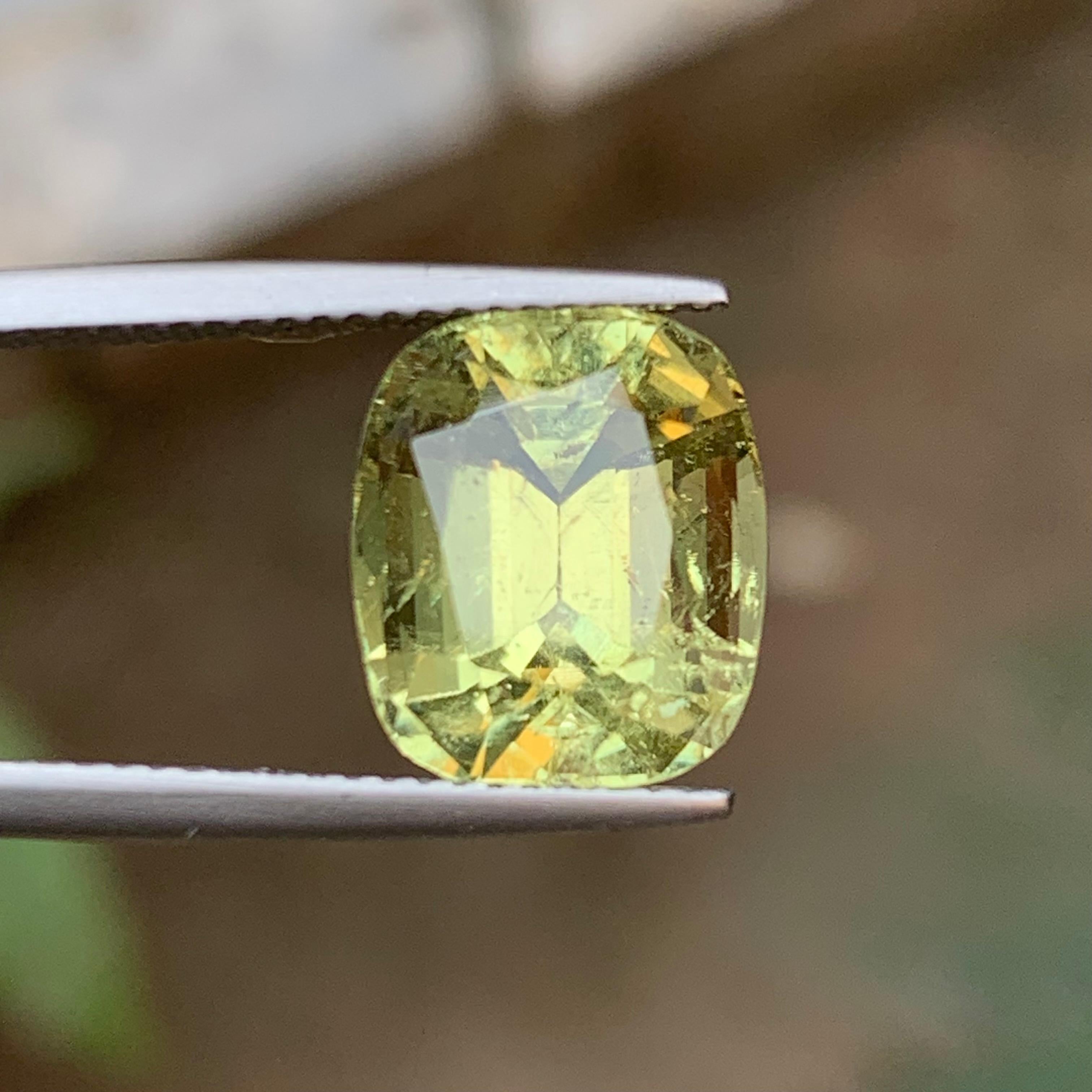 Vivid Yellow Natural Tourmaline Ring Loose Gemstone 6.40 Ct Cushion Cut-Jewelry In New Condition For Sale In Peshawar, PK