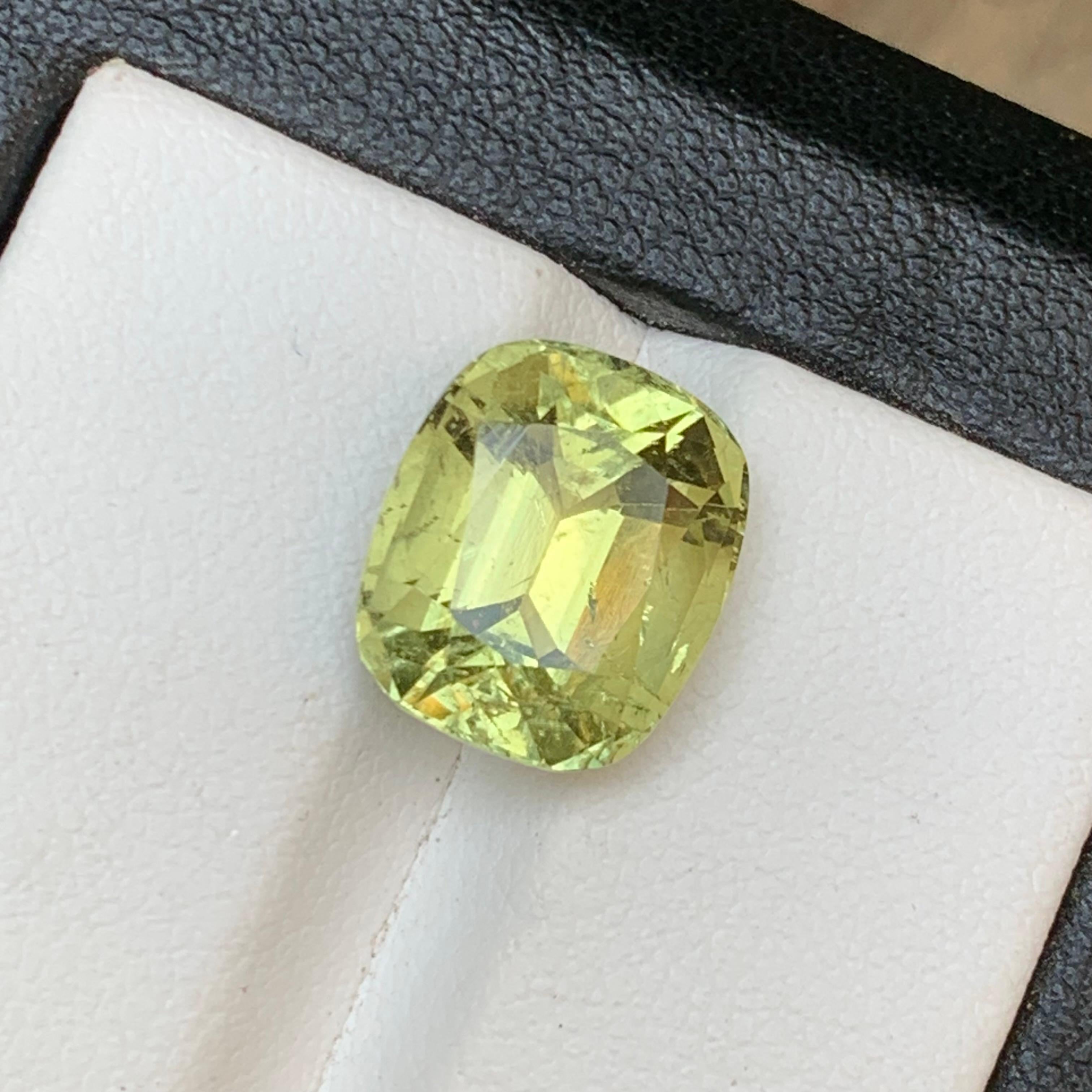 Women's or Men's Vivid Yellow Natural Tourmaline Ring Loose Gemstone 6.40 Ct Cushion Cut-Jewelry For Sale