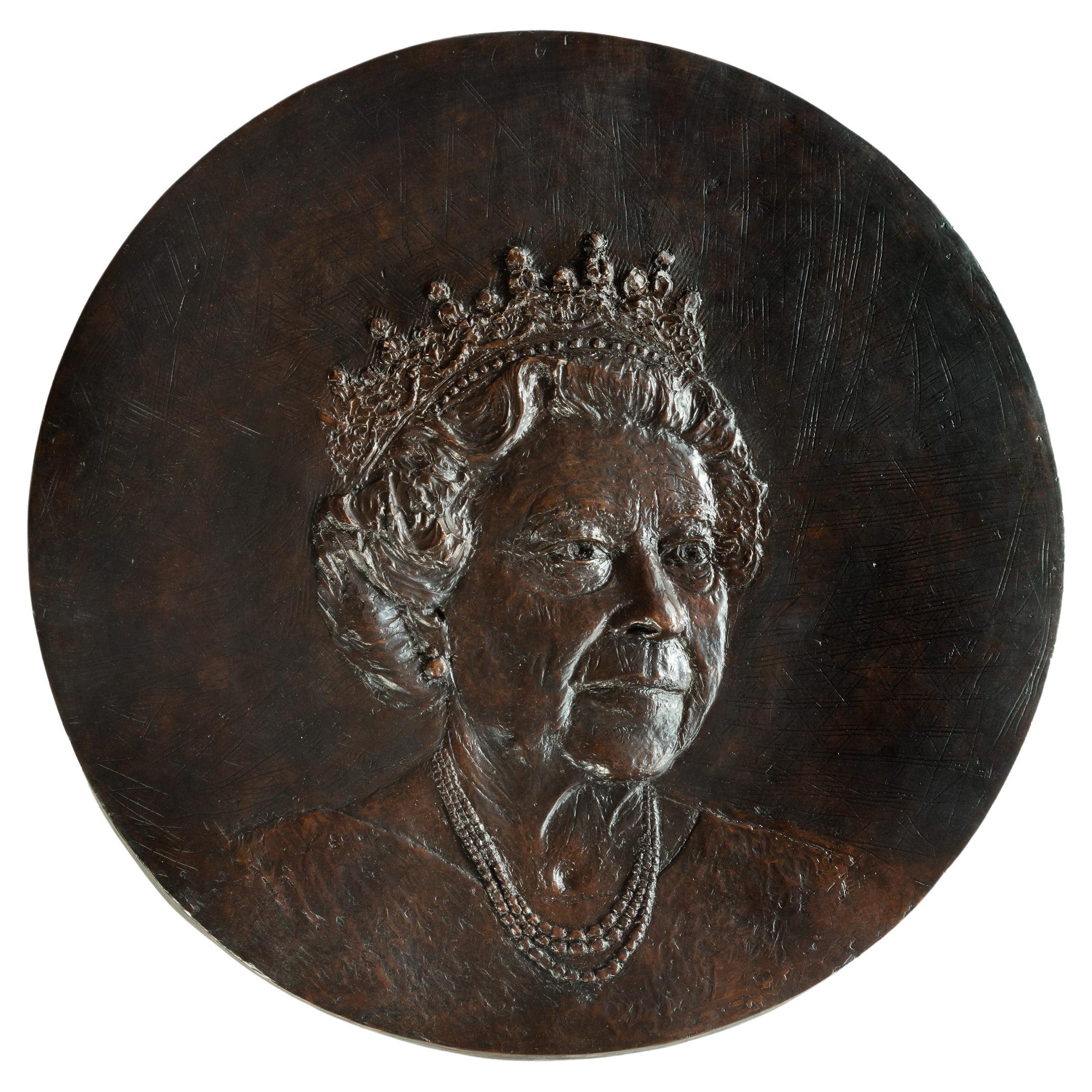 Vivien Mallock: Queen Elizabeth II’s Diamond Jubilee Portrait Roundel, 2012