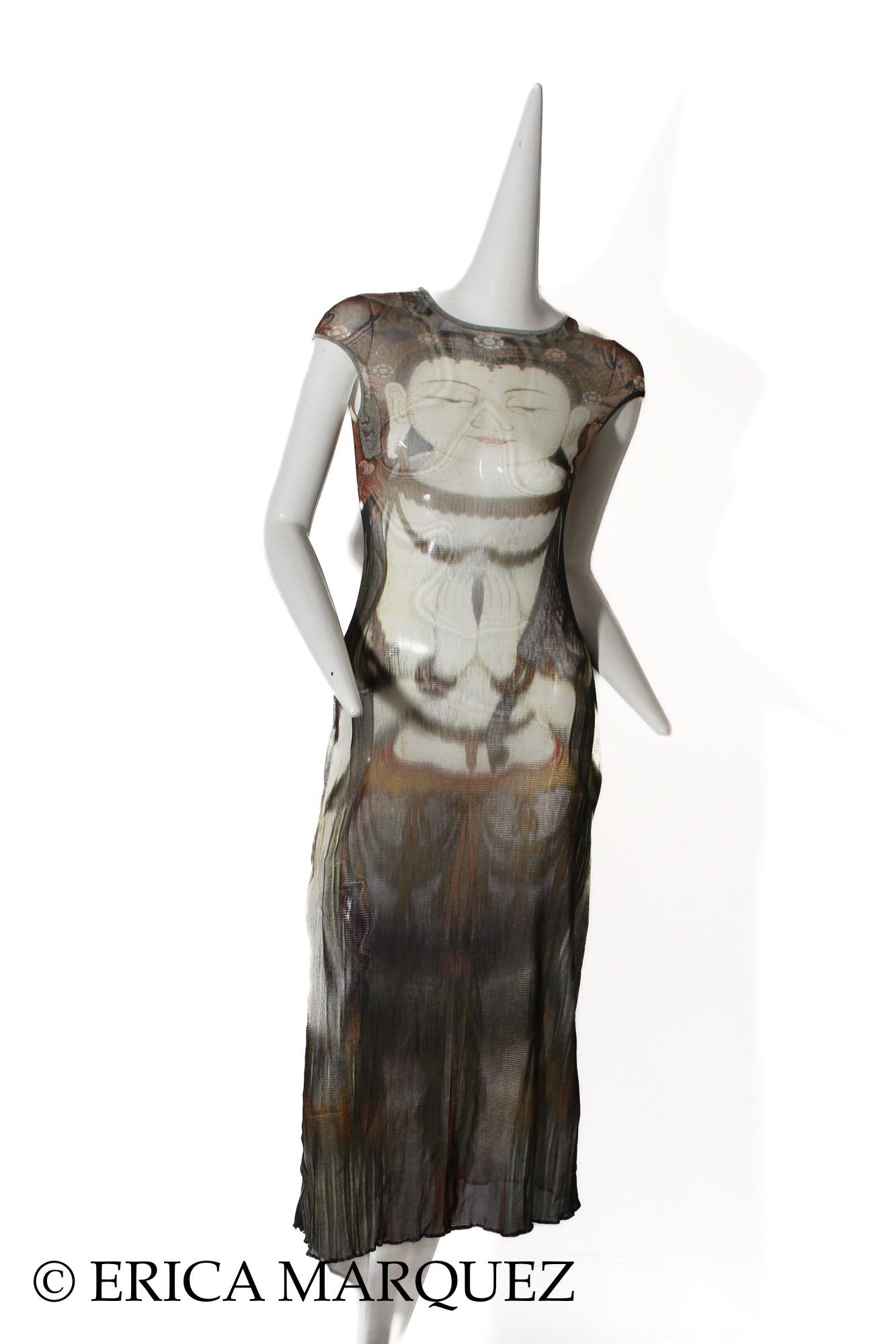 VIVIENNE TAM, 