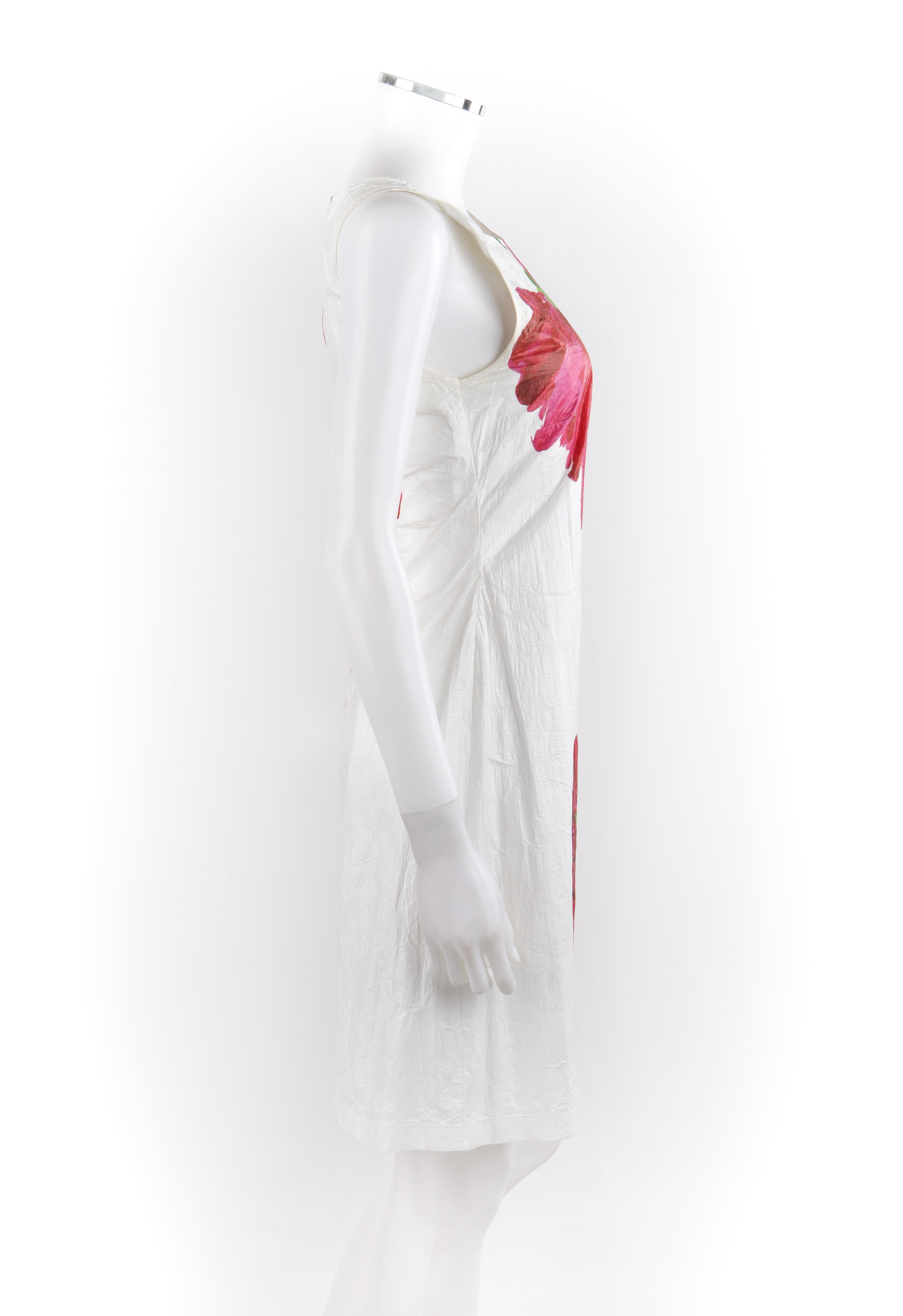 Donna Vivienne Tam S/S 2009 Olefin Crinkle White Pink Red Flower Boat Neck Shift Dress in vendita