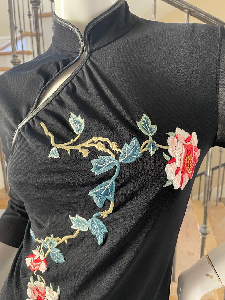 トップス VIVIENNE TAM Embroidered Cheongsam Top VIVIENNE TAM Embroidered Cheongsam Top - メルカリ