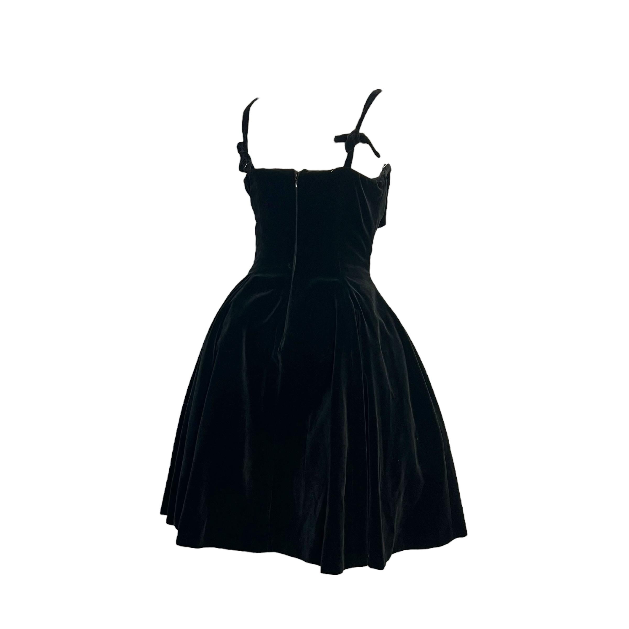 Vivienne Westwood 1999 velvet bow dress, with hip pads 2