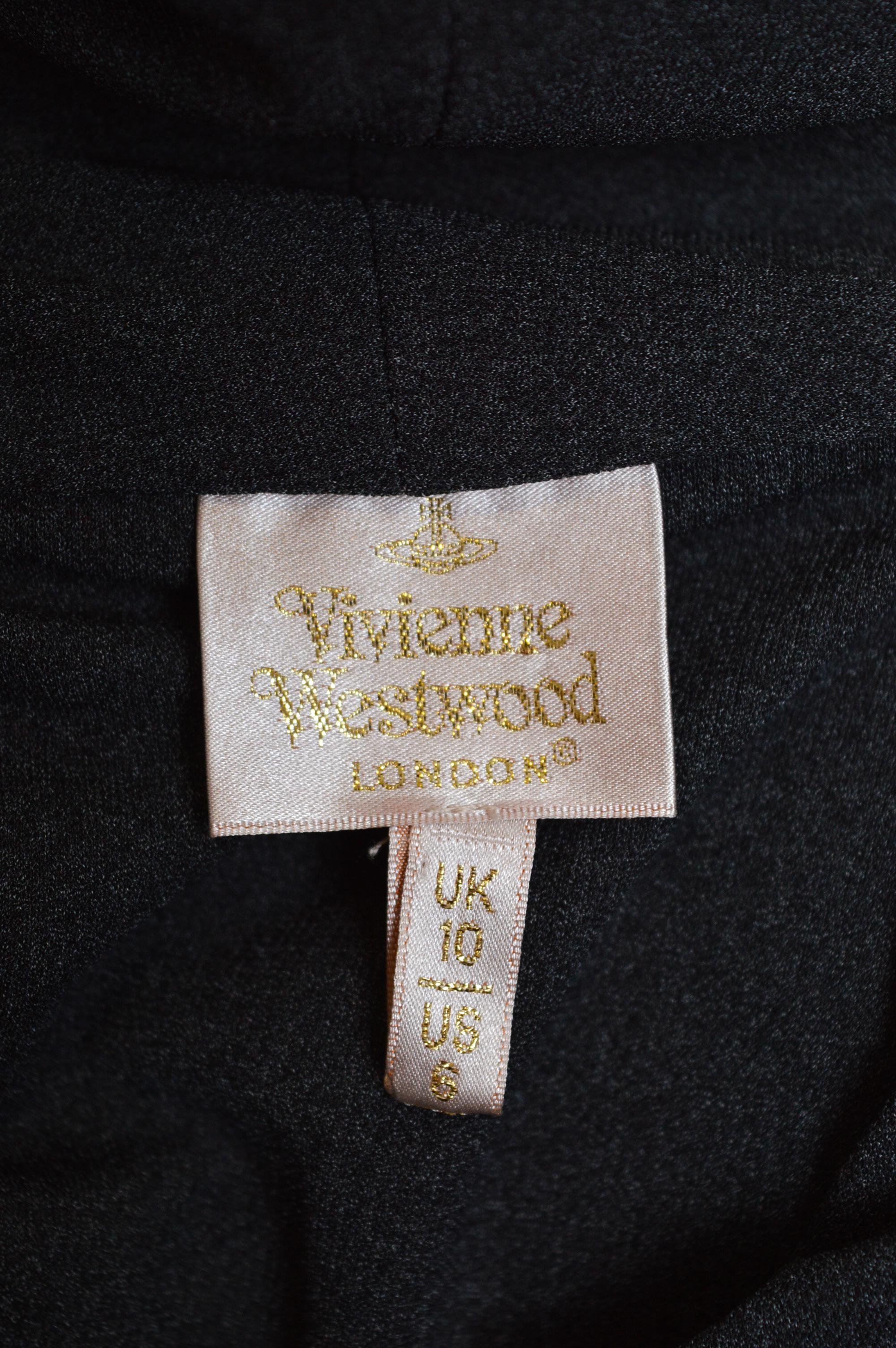 Vivienne Westwood A/W 1999 - 2000 Collection « Showroom » - Robe à capuche pointue en vente 3