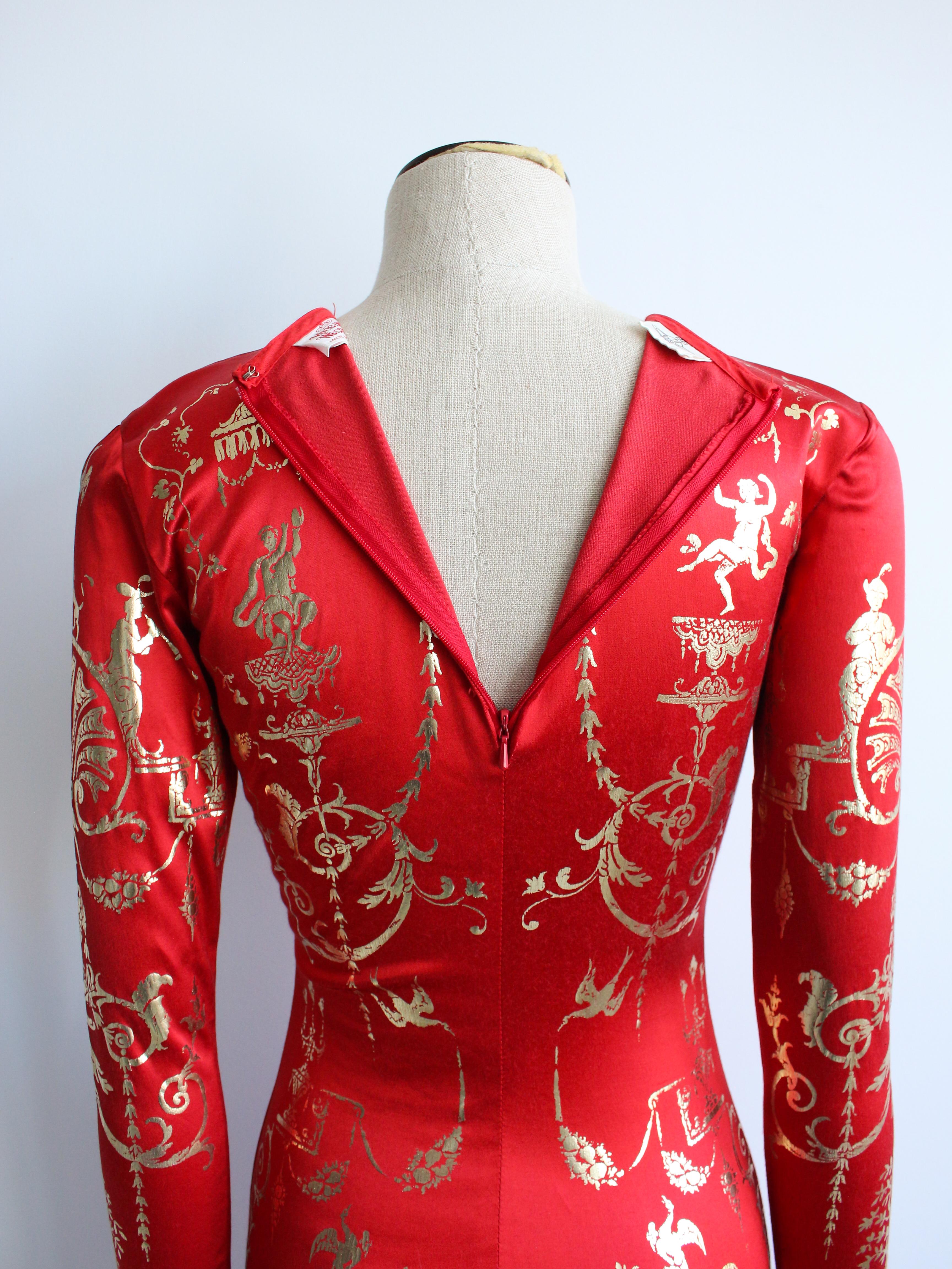Vivienne Westwood A/W91 'Dressing Up' - Robe à crayon en satin et lycra rouge en vente 9