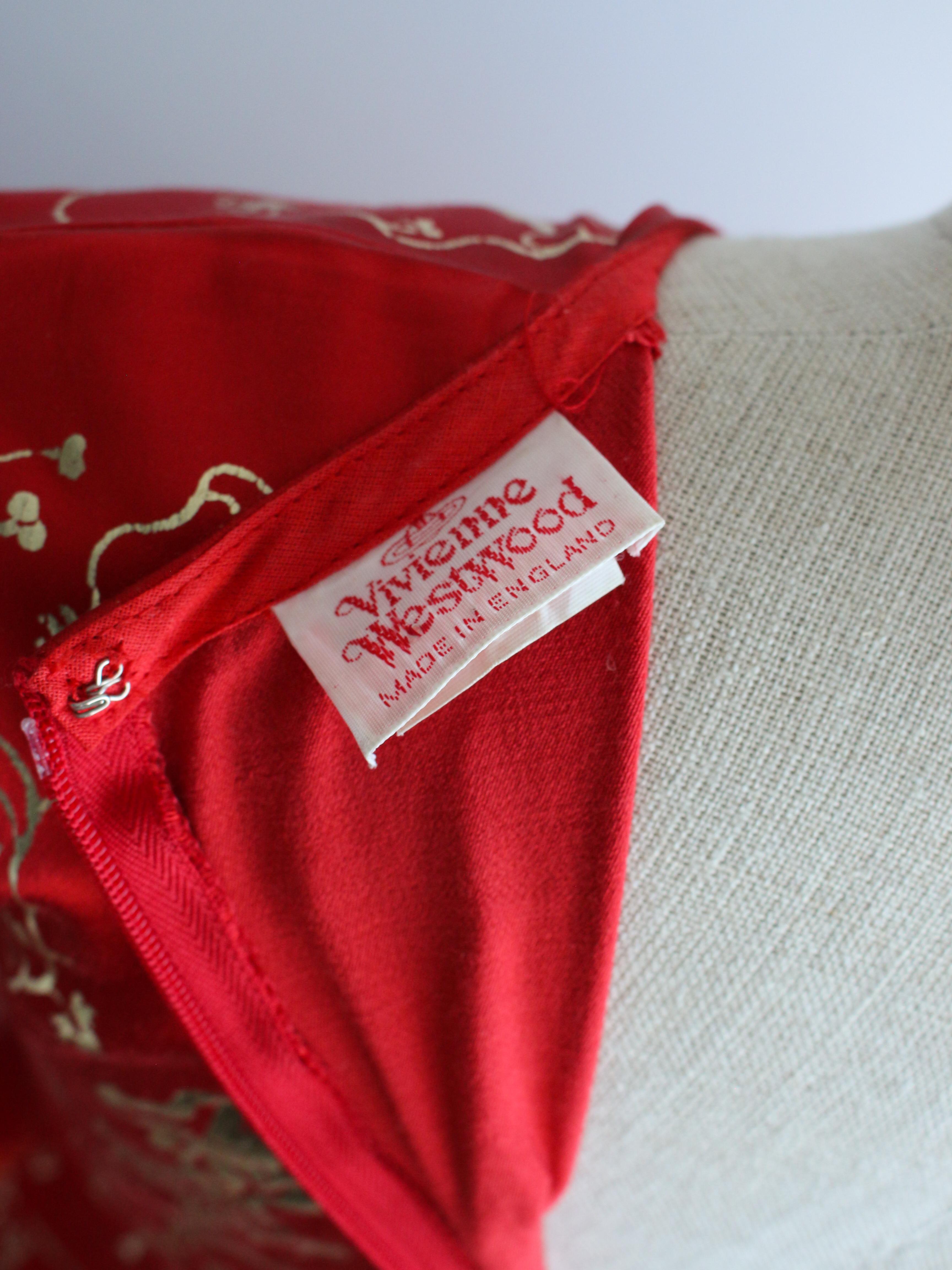 Vivienne Westwood A/W91 'Dressing Up' - Robe à crayon en satin et lycra rouge en vente 11