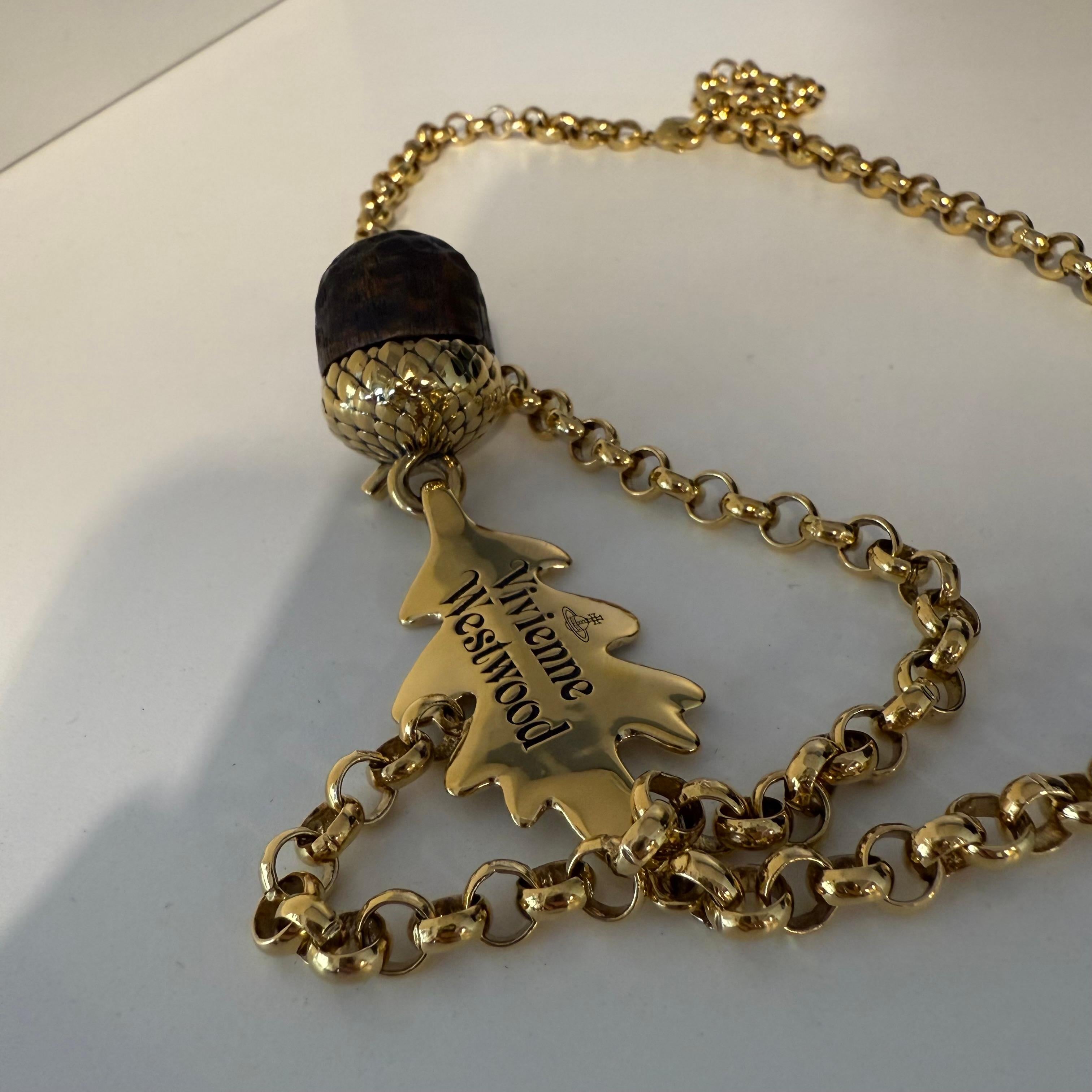 Vivienne Westwood Acorn Chain Necklace in vendita 1