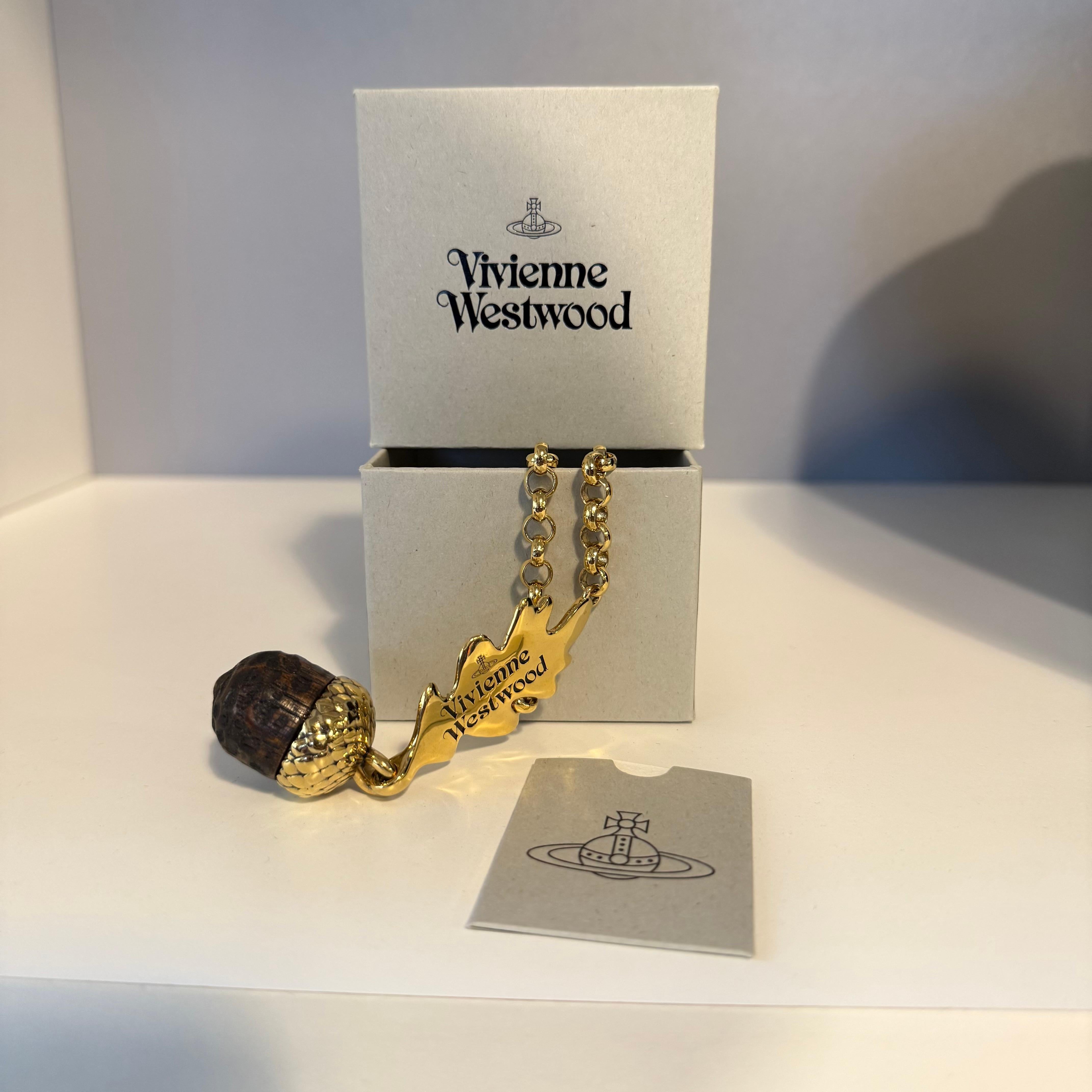 Vivienne Westwood Acorn Chain Necklace in vendita 3