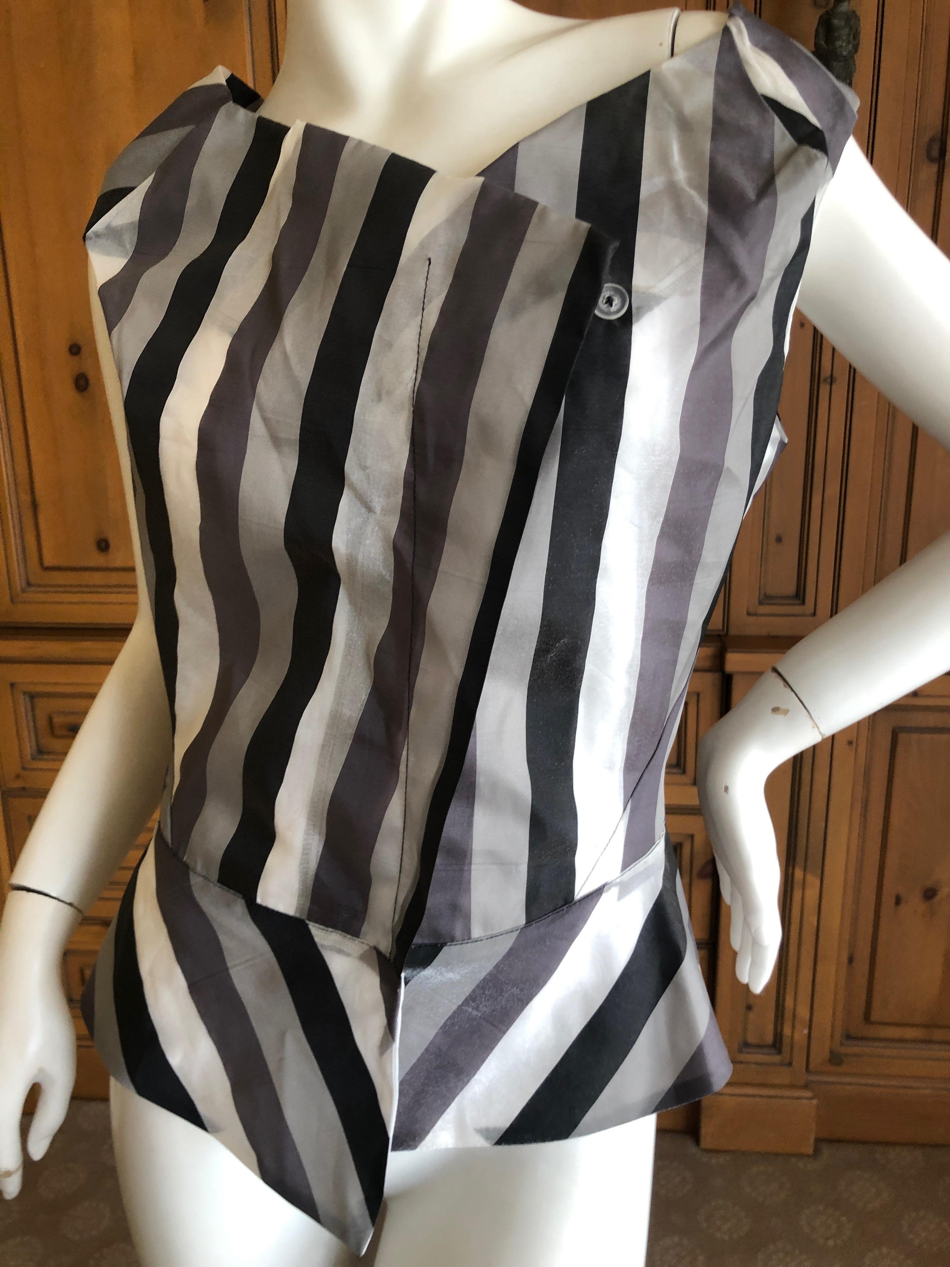 Vivienne Westwood Anglomania Gray Stripe Top
Size 42
Bust 38