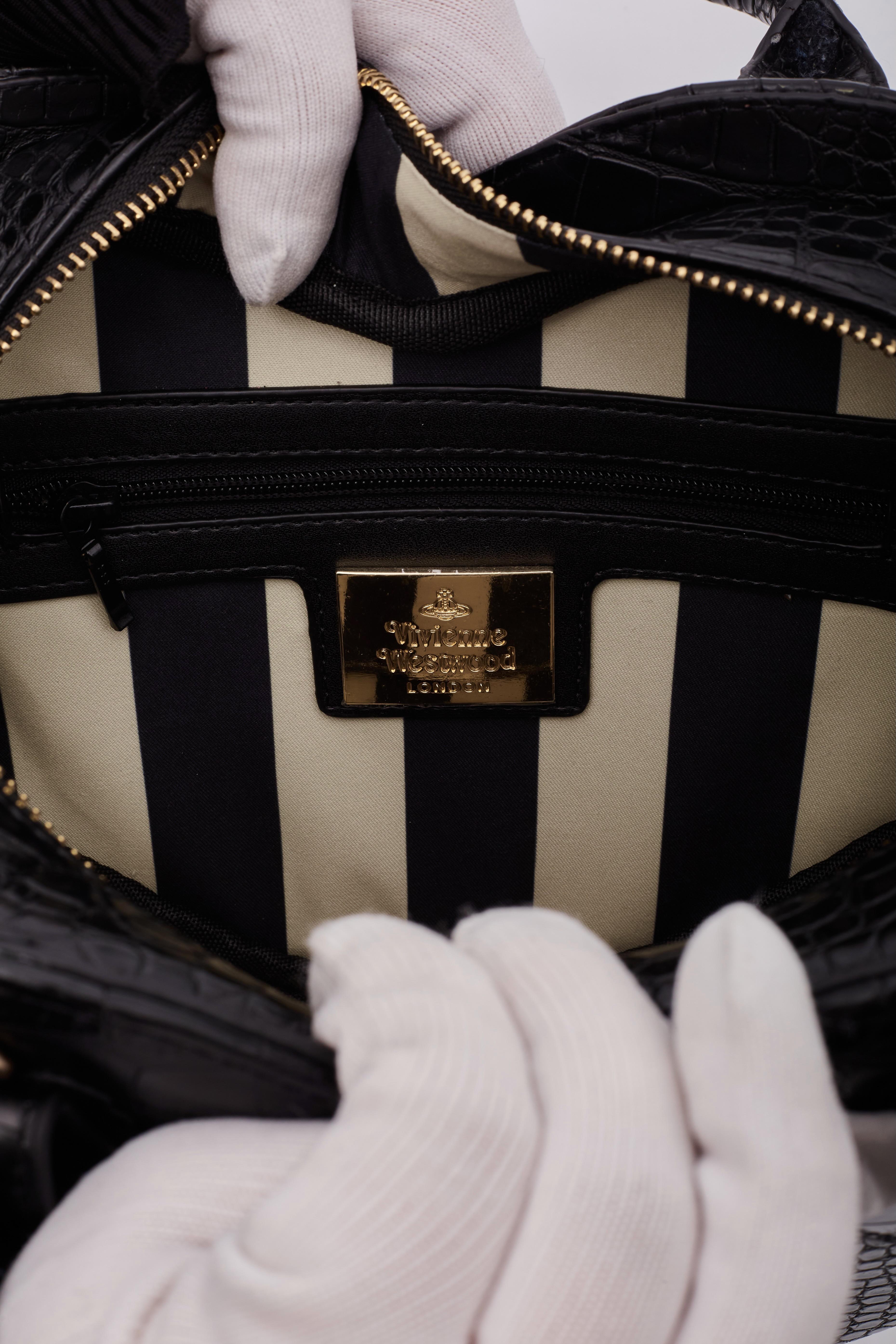 Vivienne Westwood Black Croc Embossed Chancery Heart Handbag For Sale 6