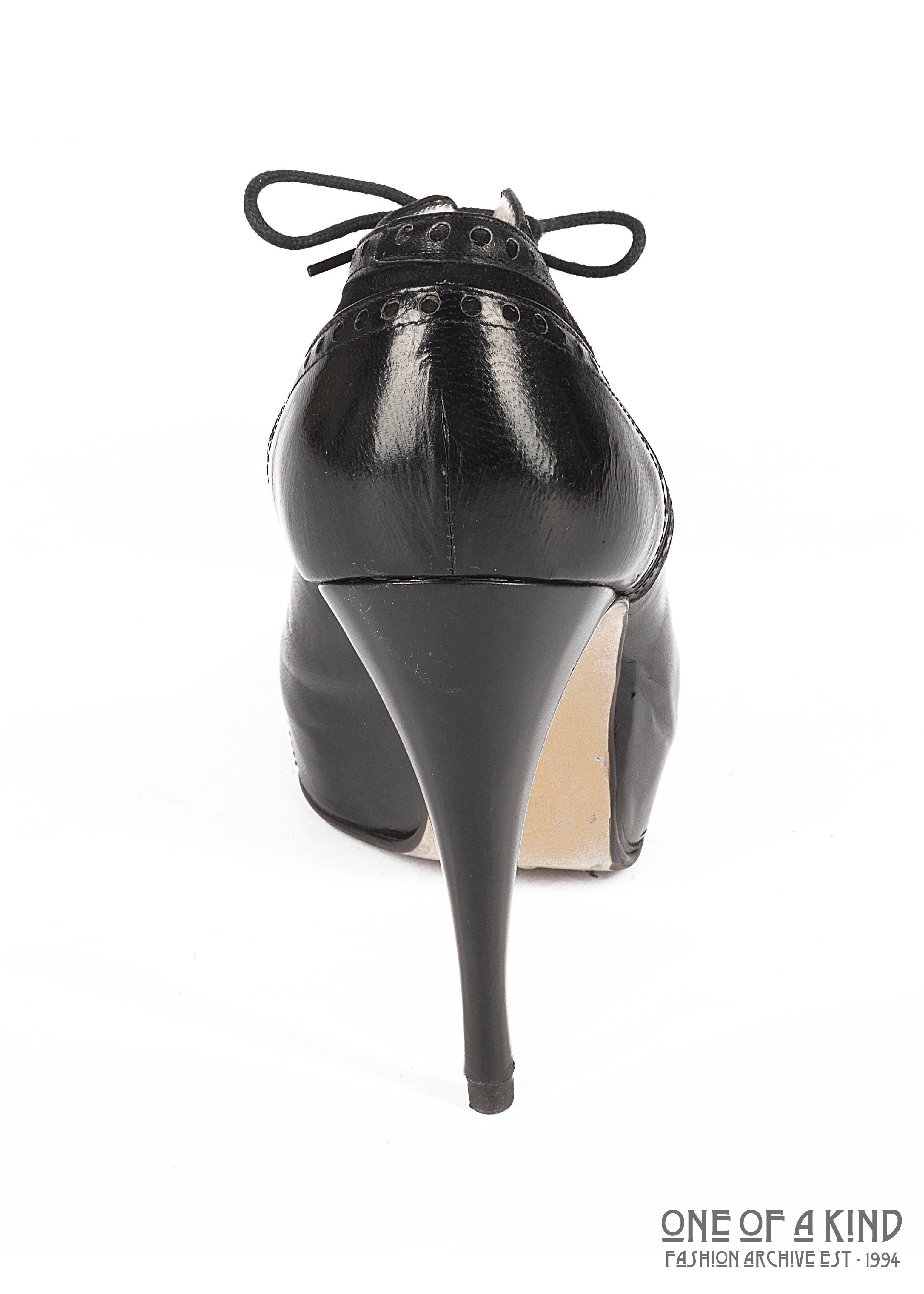 Noir Vivienne Westwood - Chaussures compensées en cuir noir et daim  en vente