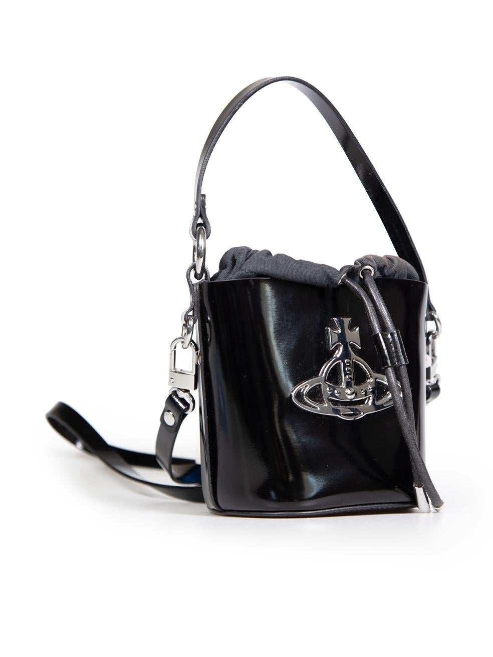 CONDITION is Very Good. Minimal wear to the bag is evident. This bag comes with original dust bag which has small holes on the back. Light signs of wear to the draw string closure to the bag where marks are visible. There are scratches on the silver