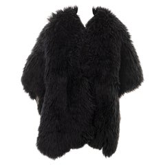 Chal oversize de piel de oveja negra Vivienne Westwood, fw 1992