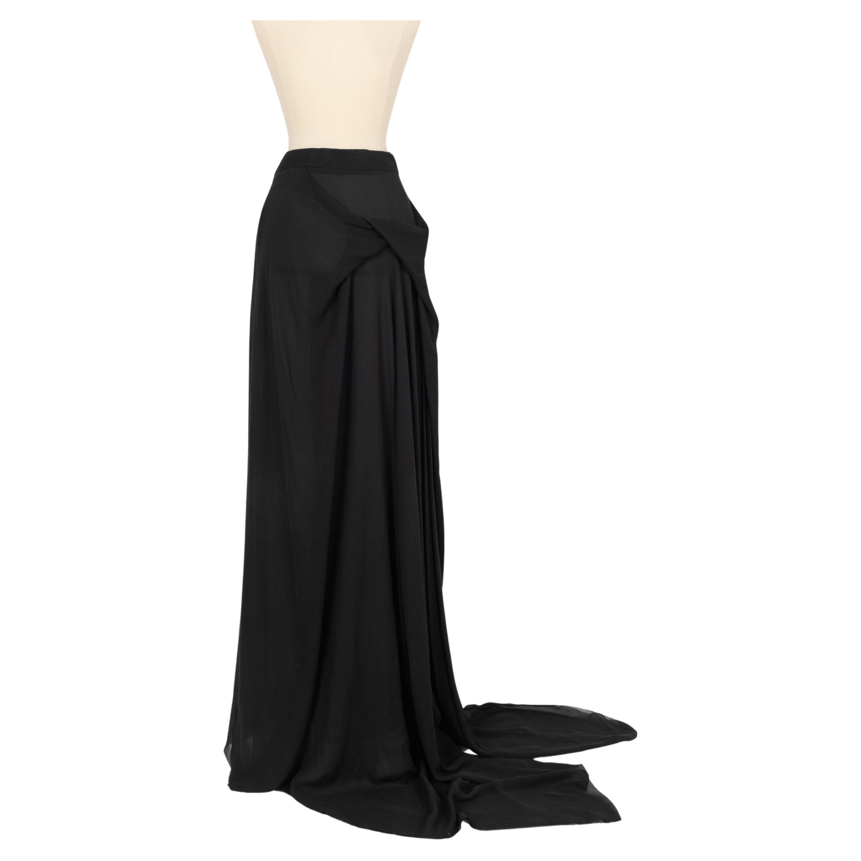 Jupe longue asymétrique en soie noire Vivienne Westwood en vente