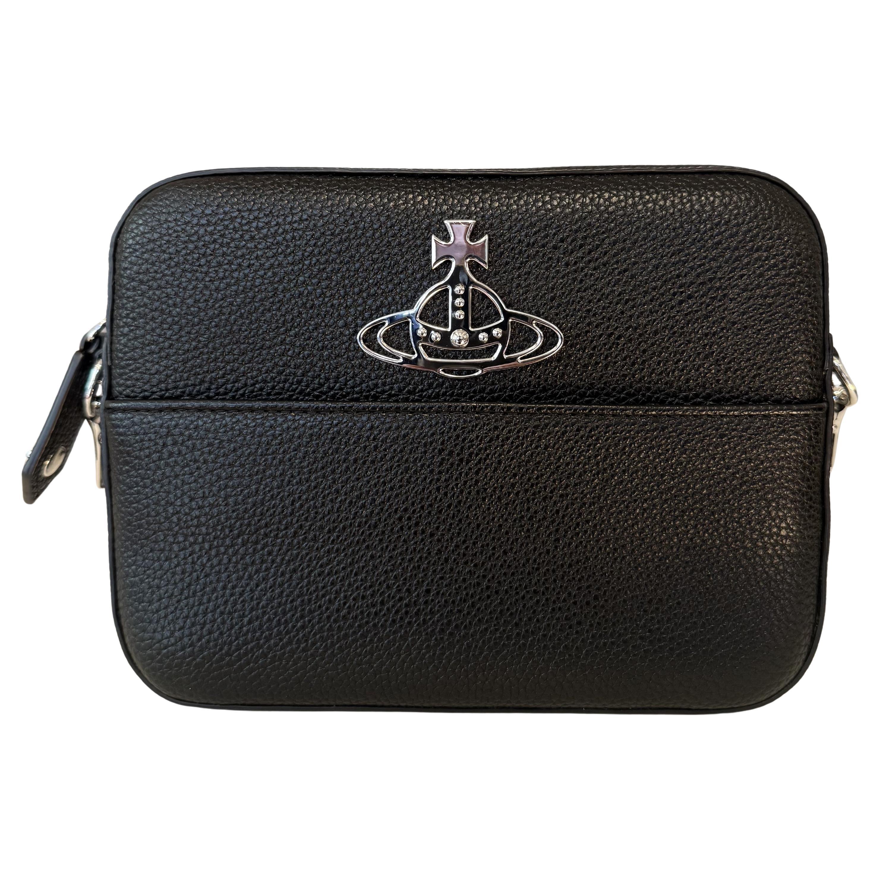 Vivienne Westwood Black Vegan Camera Bag in vendita