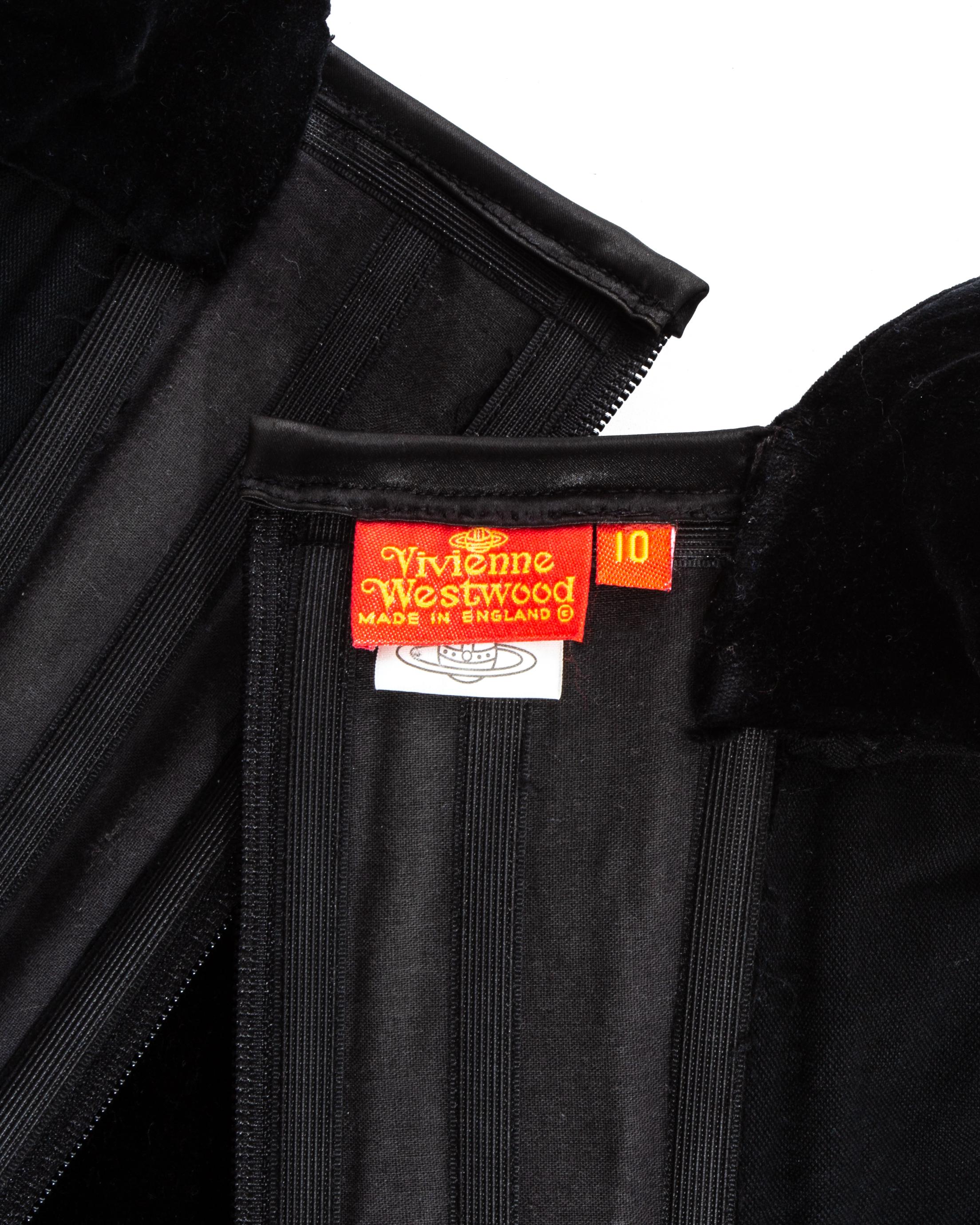 Women's Vivienne Westwood black velvet corset and pants ensemble, fw 1992 For Sale