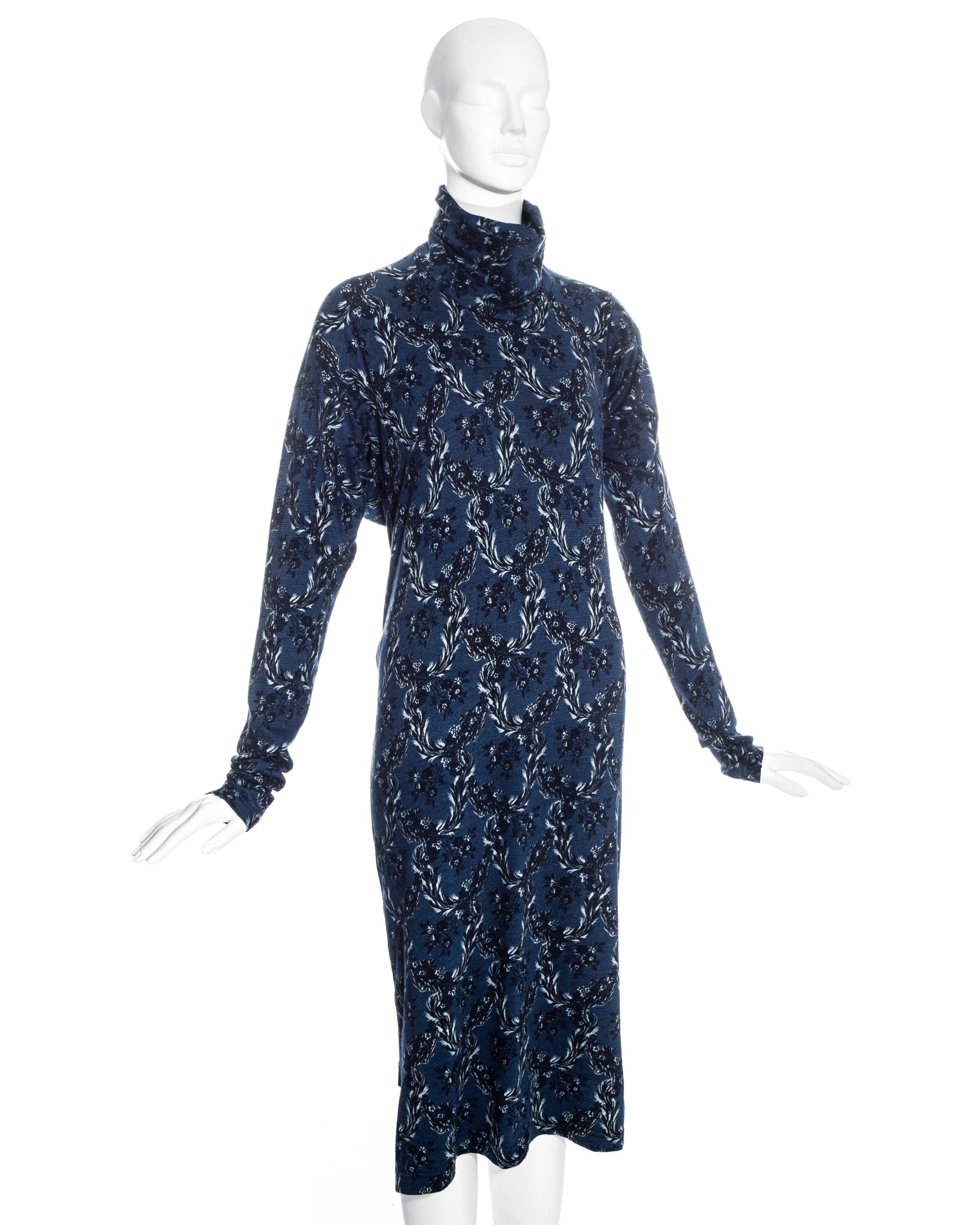 Vivienne Westwood blue and white floral print long-sleeved roll-neck below-the-knee dress

Fall-Winter 1996